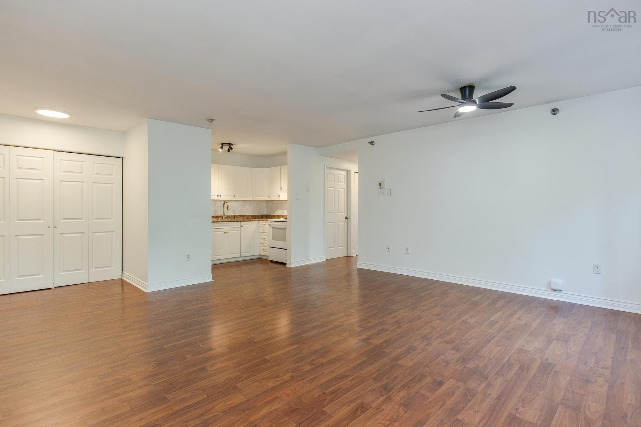 $335,000.00: 112 174 Rutledge Street, Bedford