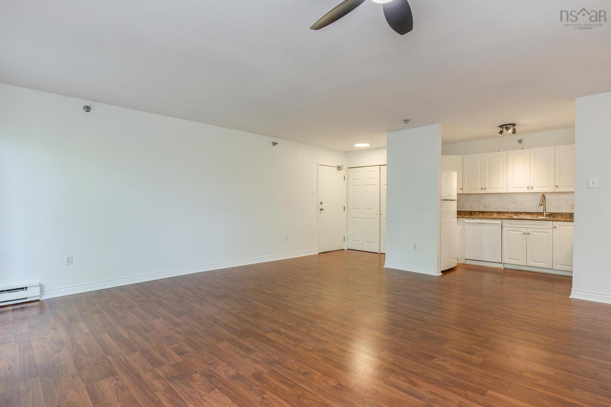 $335,000.00: 112 174 Rutledge Street, Bedford