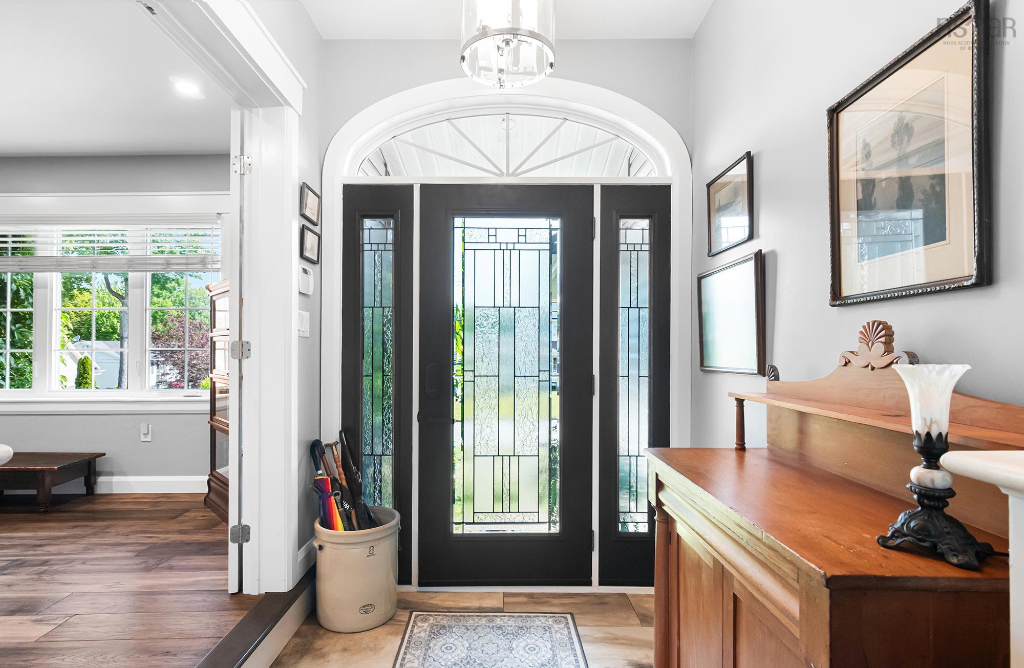 $929,900.00: 27 Stone Gate Court, Dartmouth