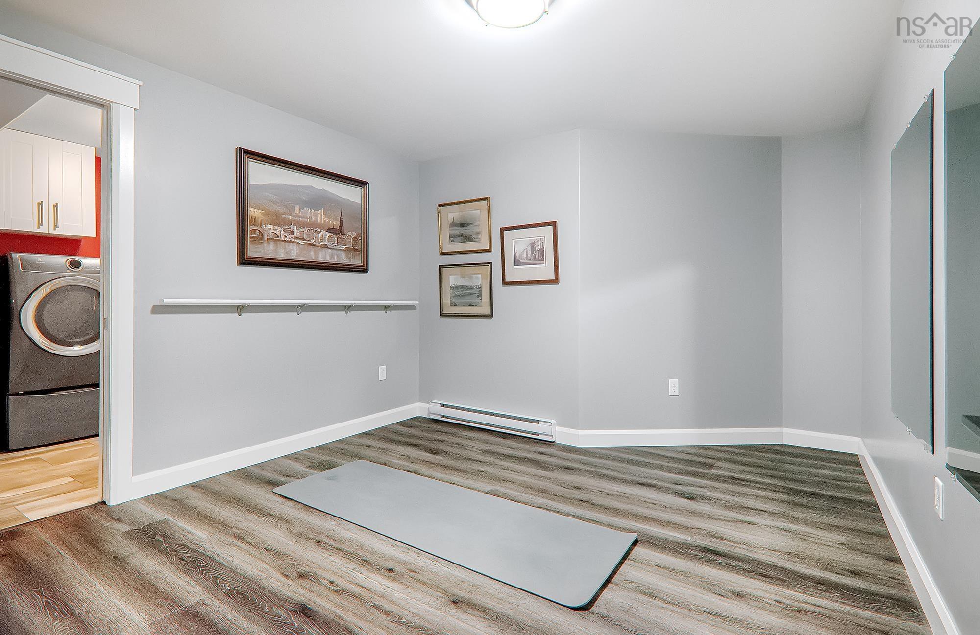 $929,900.00: 27 Stone Gate Court, Dartmouth