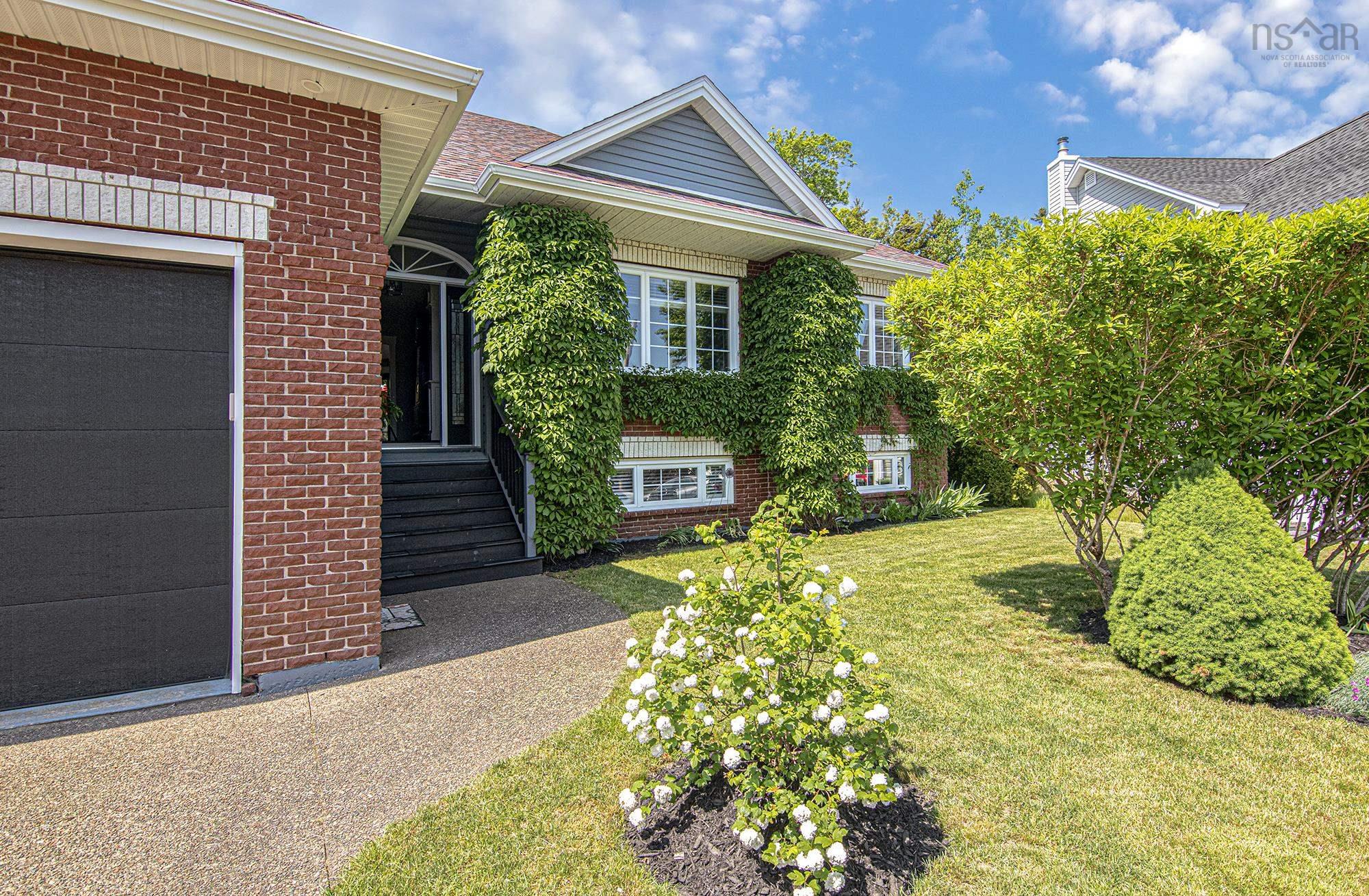 $929,900.00: 27 Stone Gate Court, Dartmouth