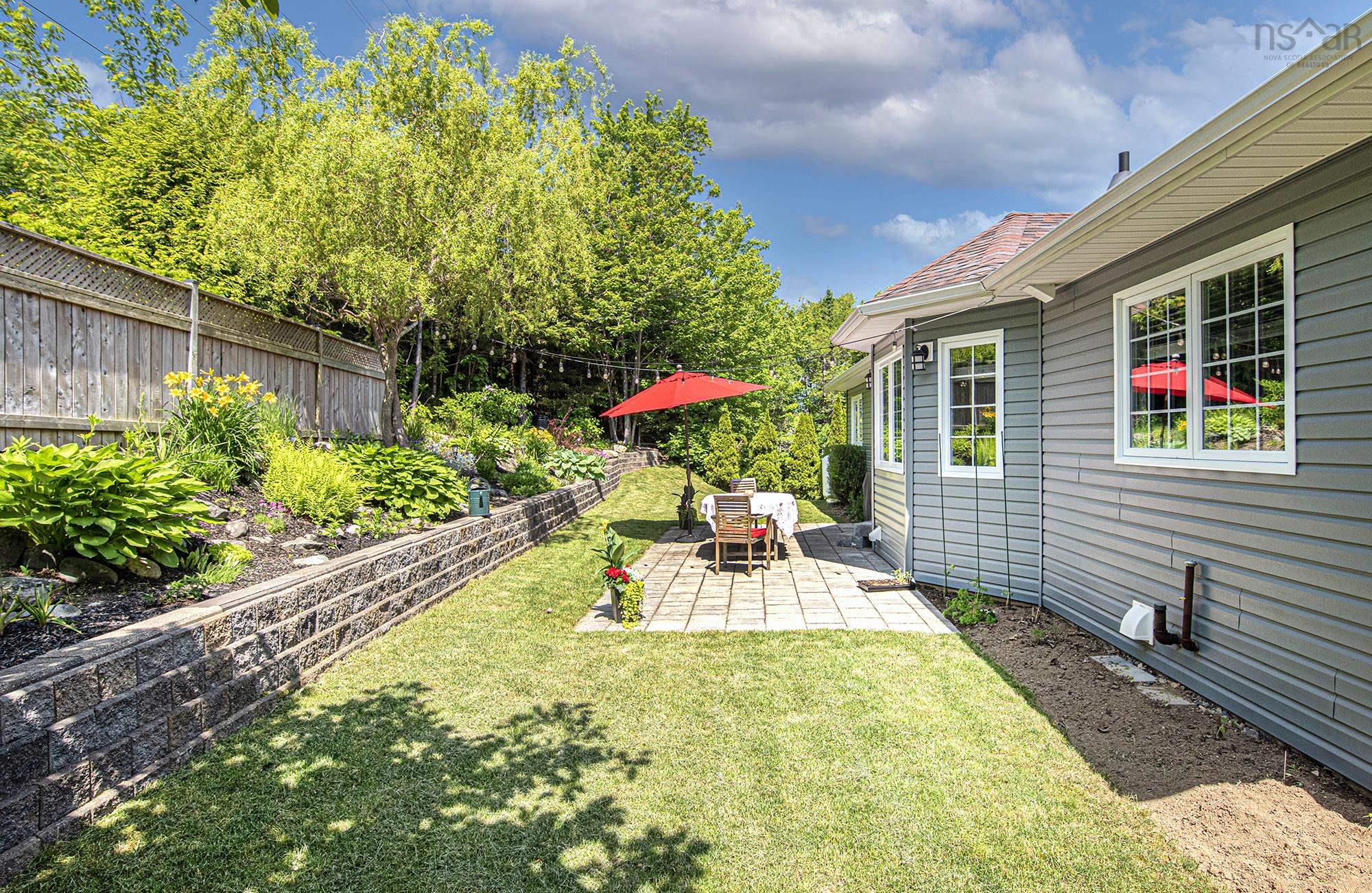 $929,900.00: 27 Stone Gate Court, Dartmouth