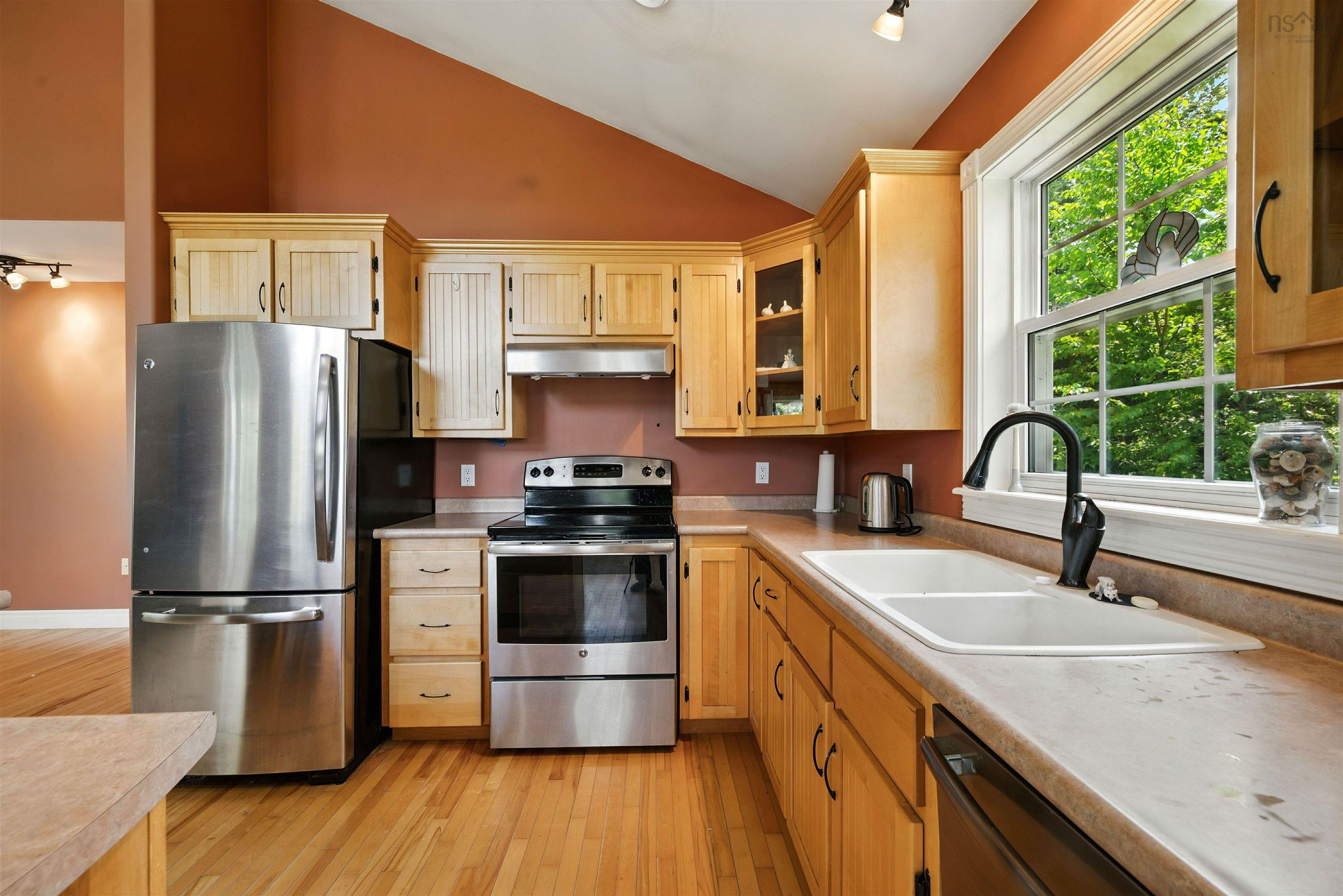 $484,900.00: 505 Natures Haven Road, Lake Paul