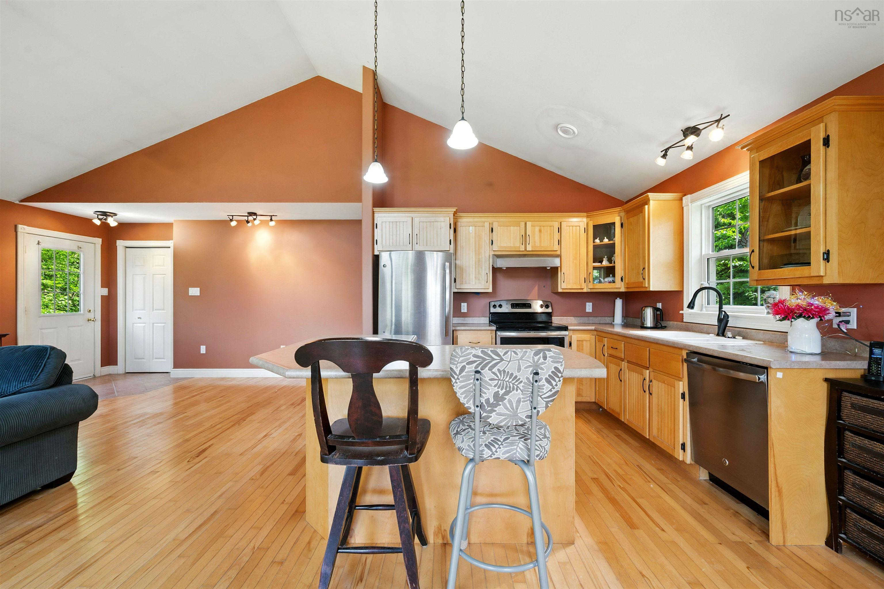 $484,900.00: 505 Natures Haven Road, Lake Paul