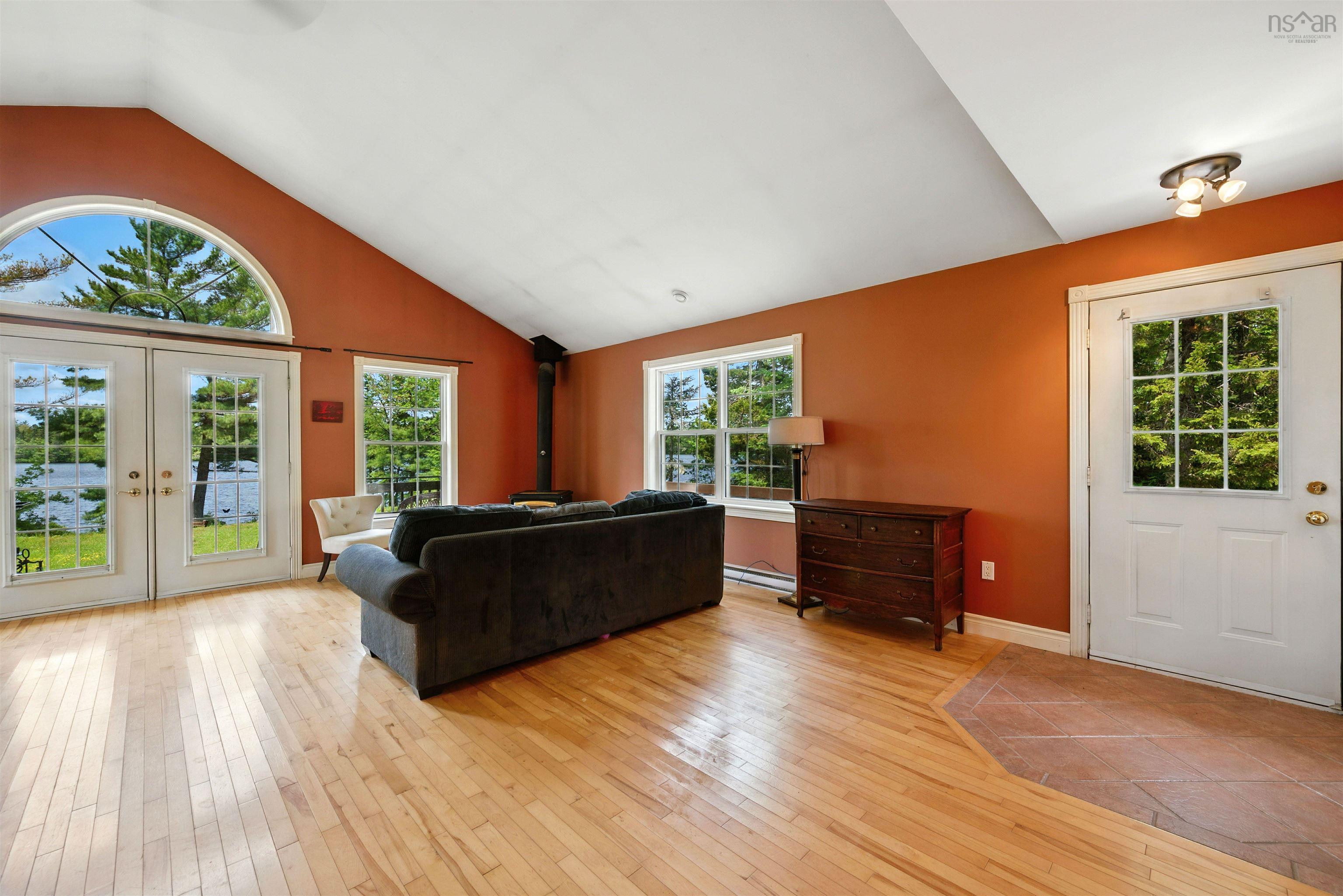 $484,900.00: 505 Natures Haven Road, Lake Paul