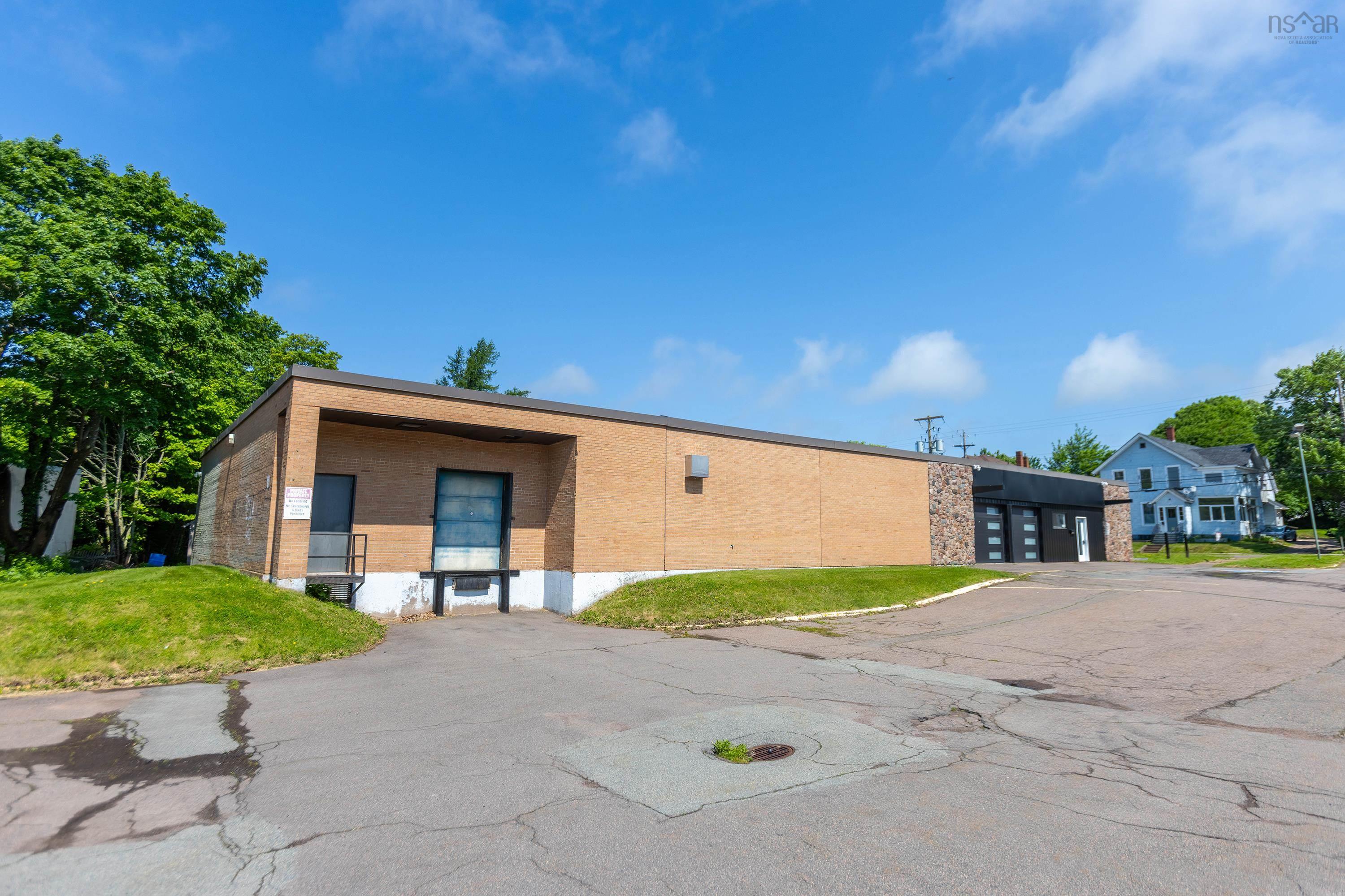 $749,900.00: 26 Laplanche Street, Amherst