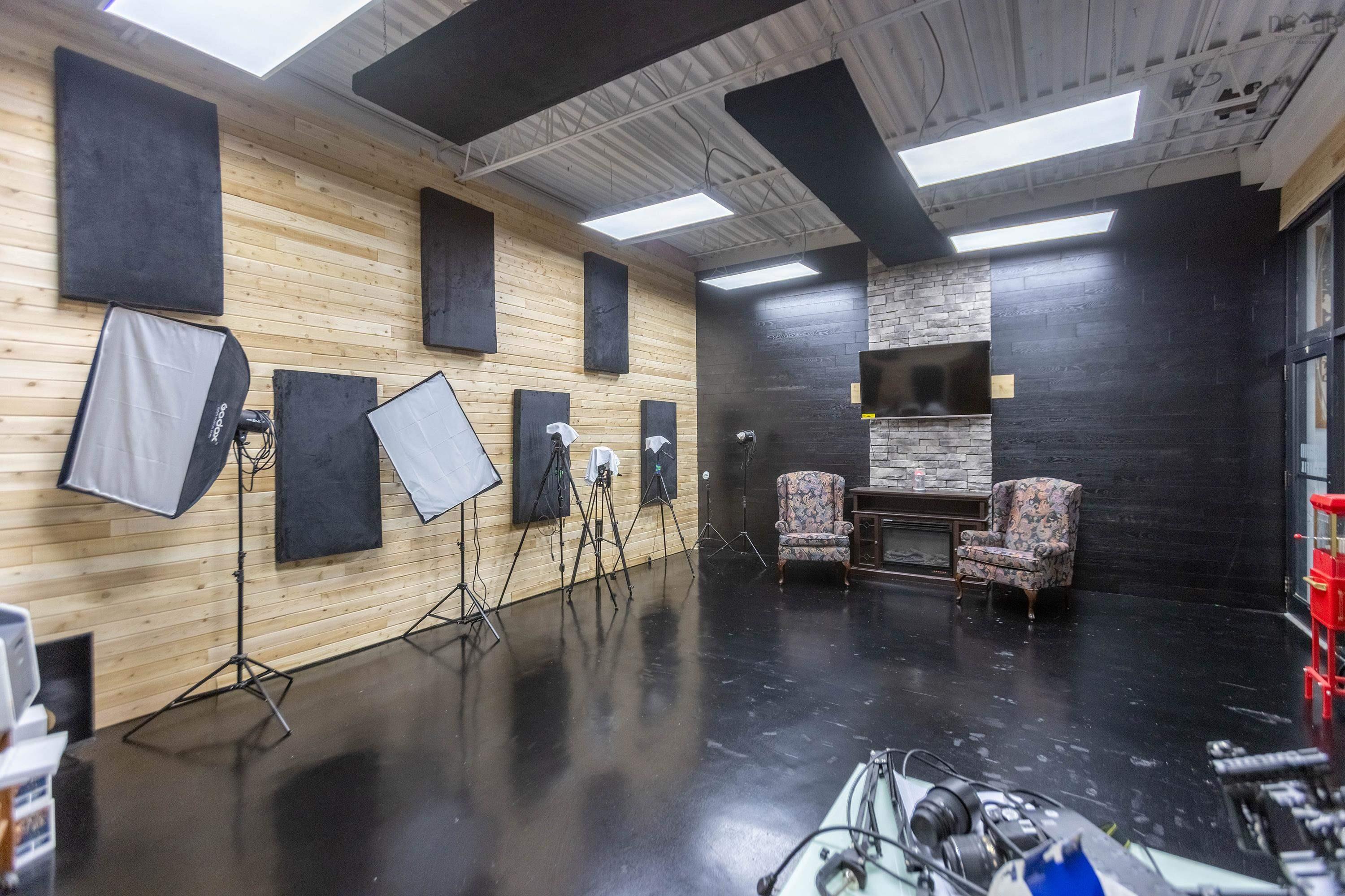 $749,900.00: 26 Laplanche Street, Amherst