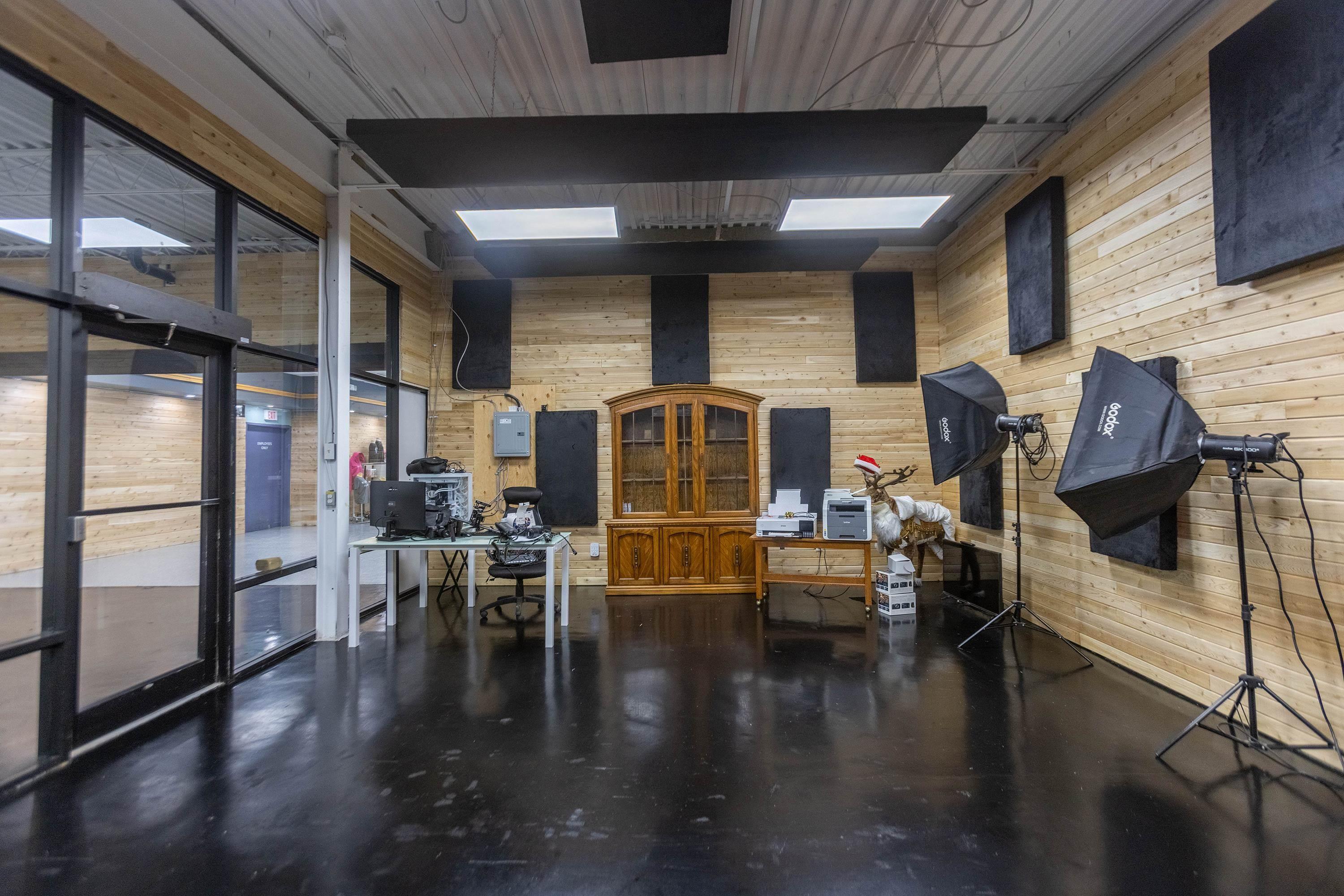 $749,900.00: 26 Laplanche Street, Amherst