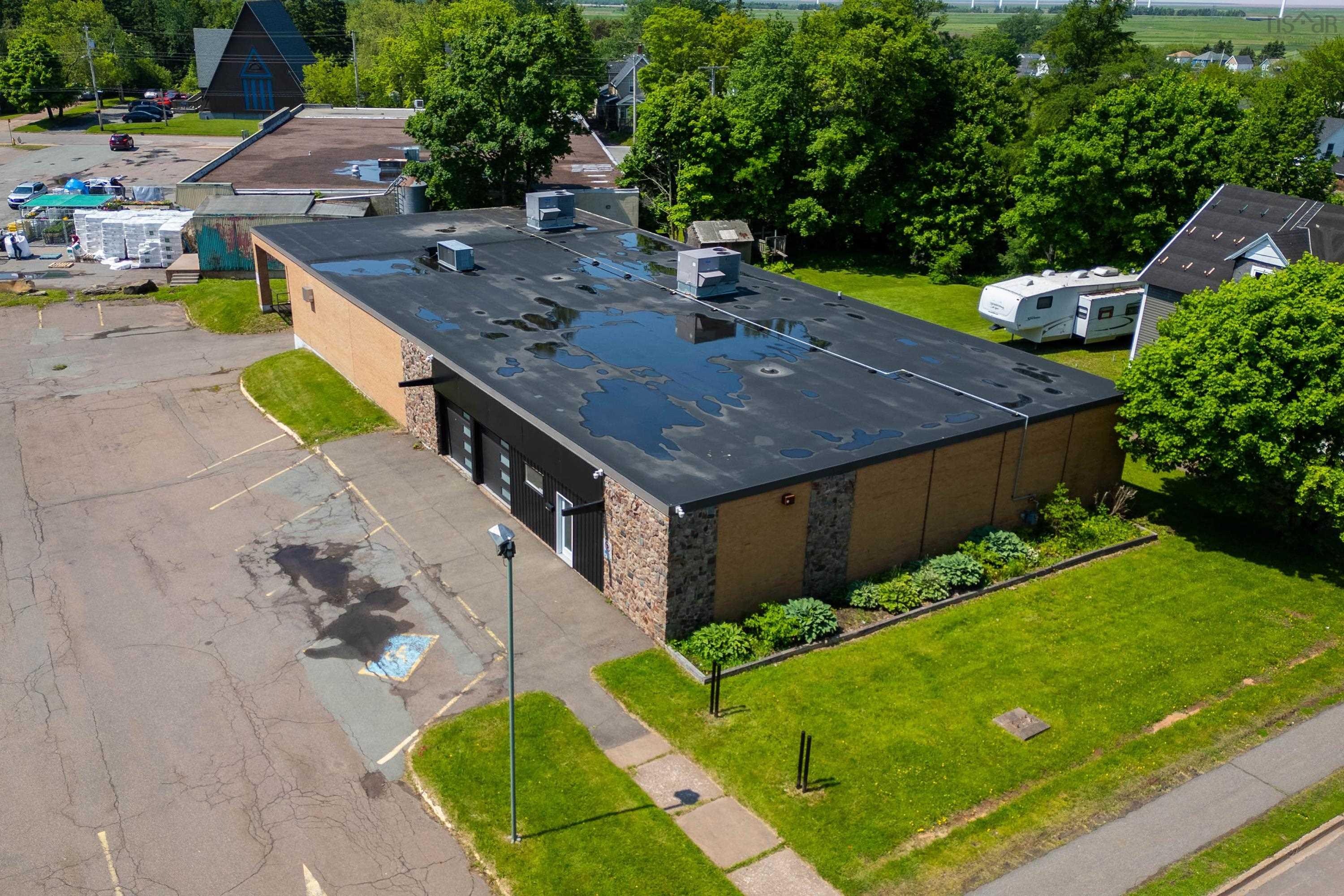 $749,900.00: 26 Laplanche Street, Amherst