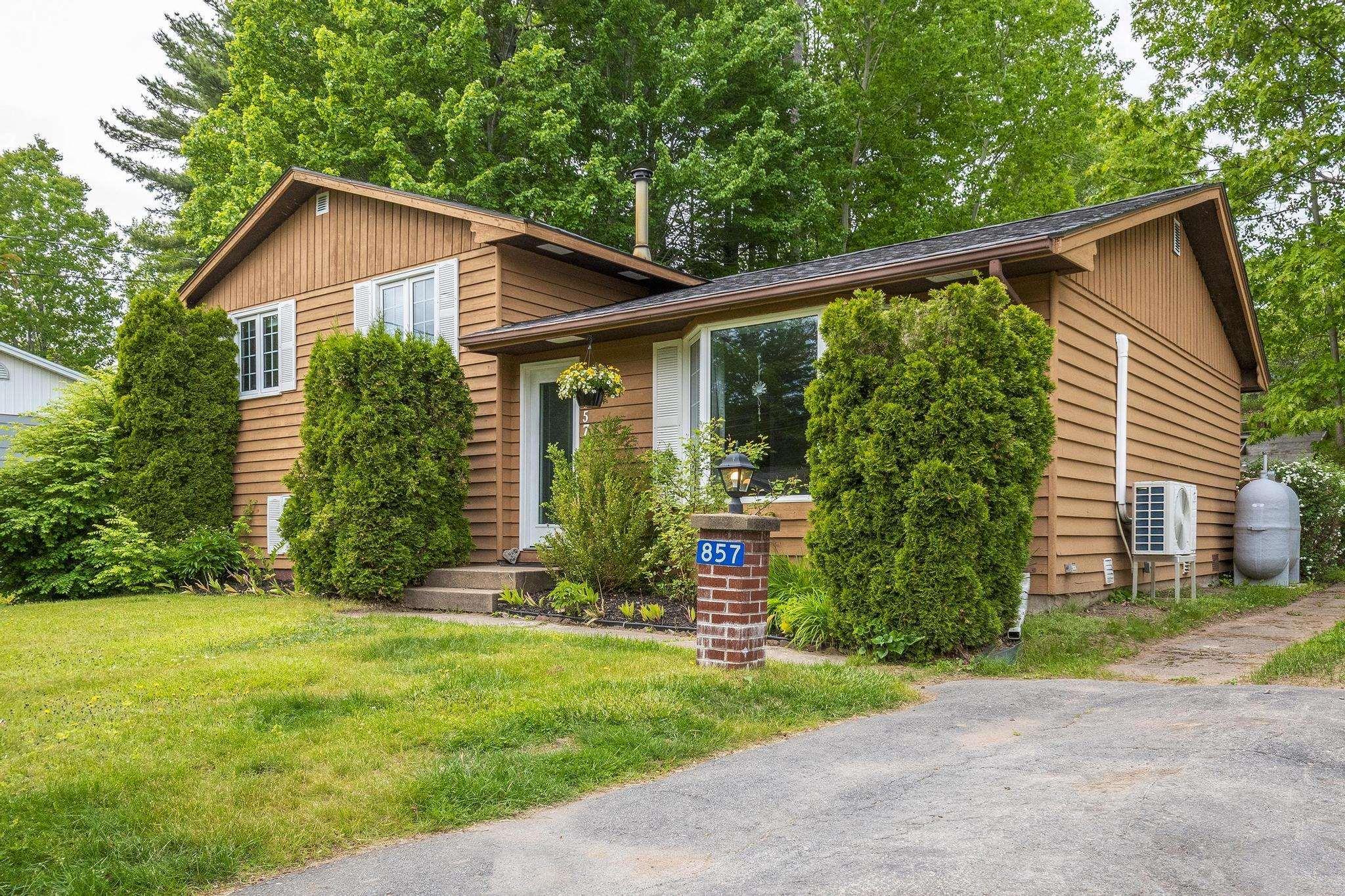 $344,000.00: 857 Fales River Drive, Greenwood