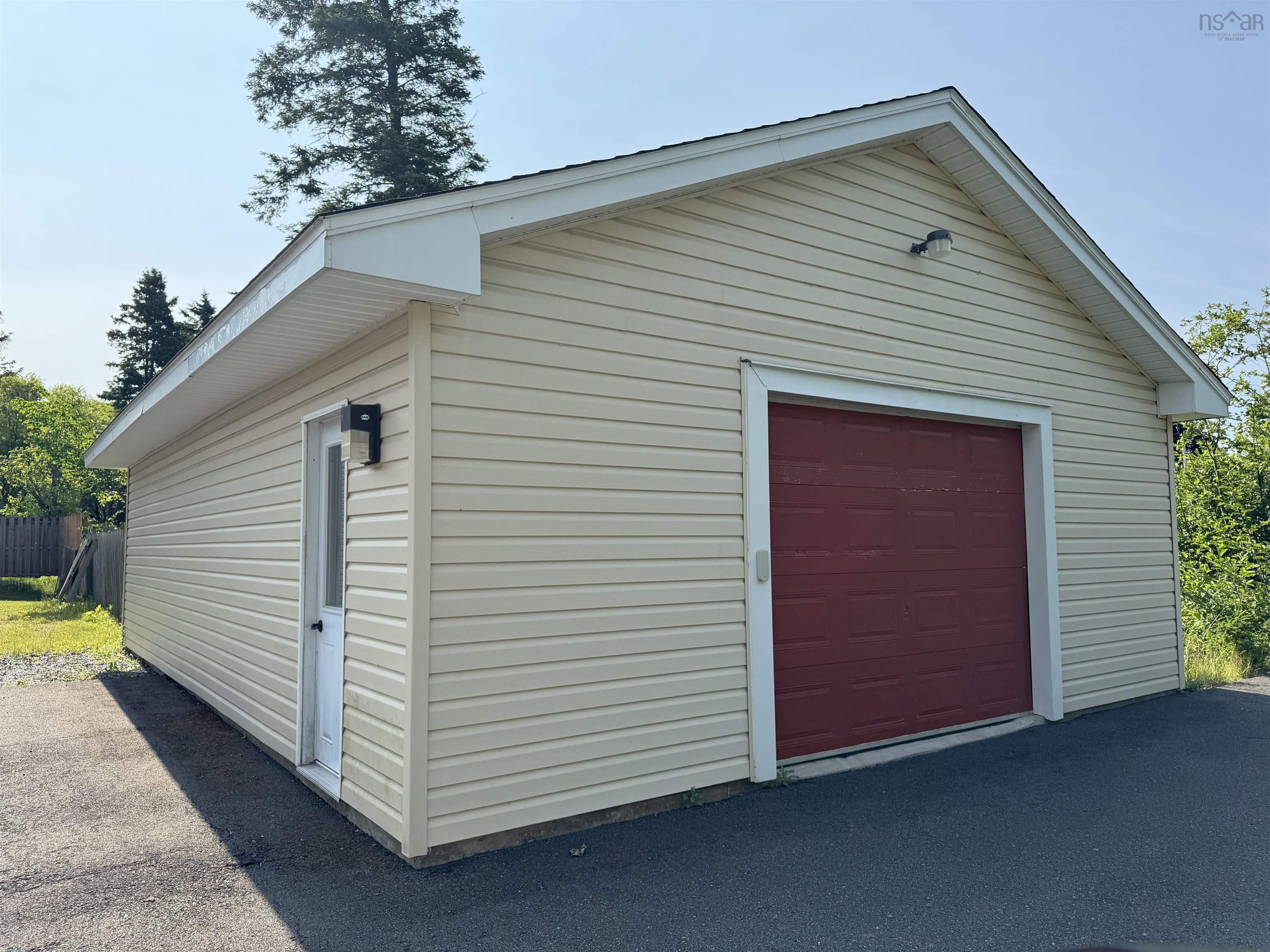 $2,628,000.00: 66,68,70 Wynn Road, Truro