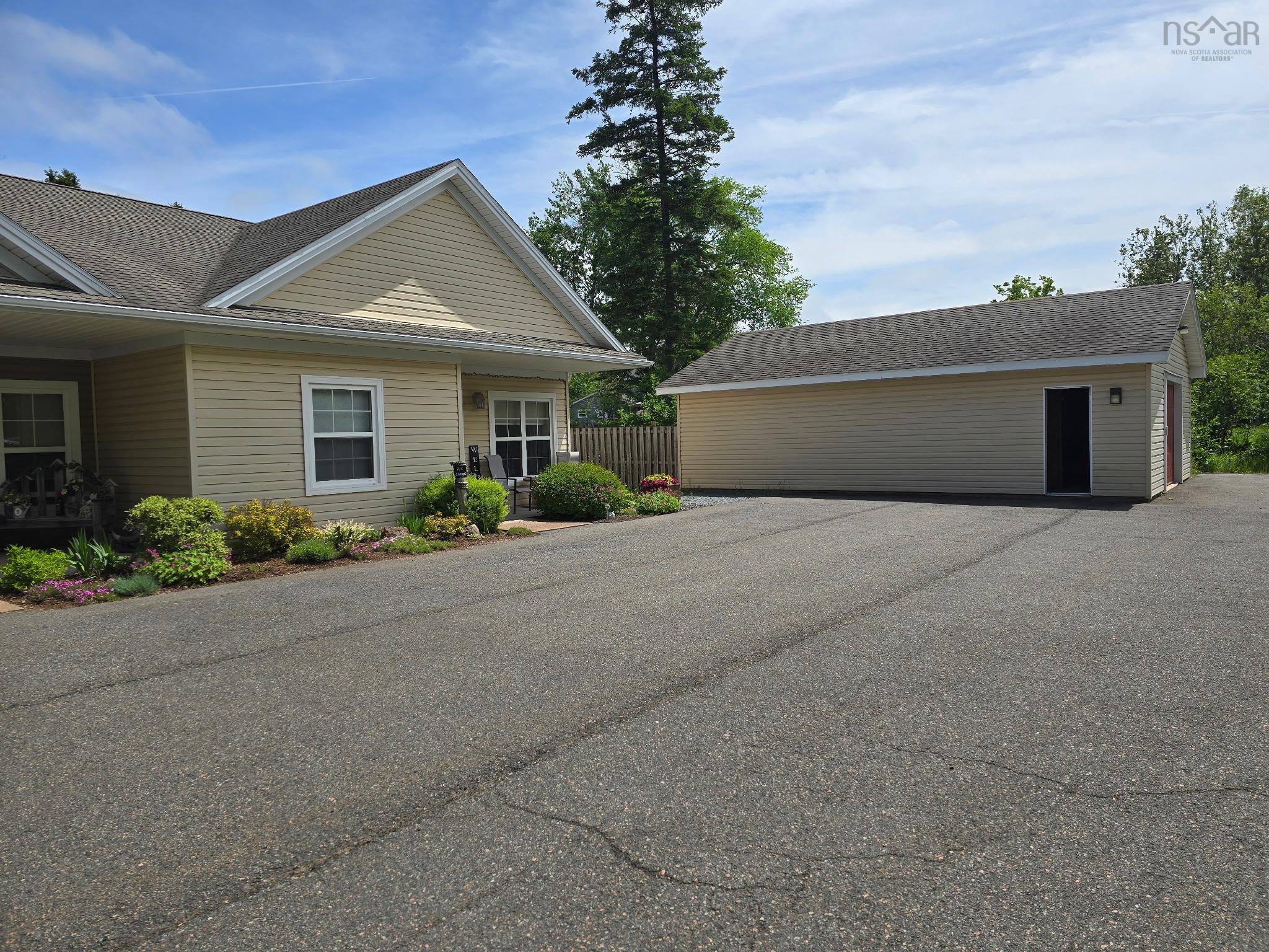 $2,628,000.00: 66,68,70 Wynn Road, Truro