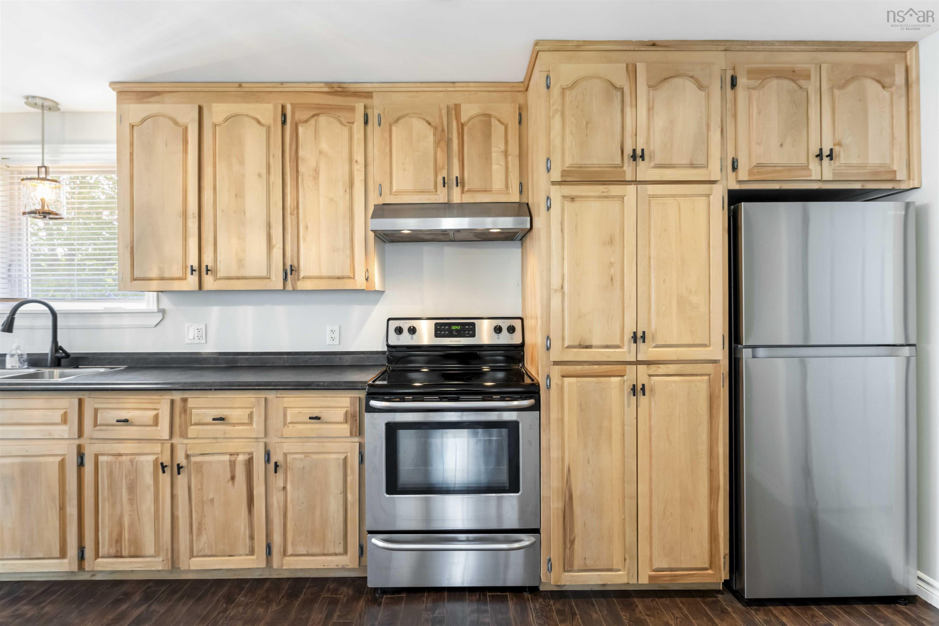 $299,900.00: 13 Centre Street, Middleton