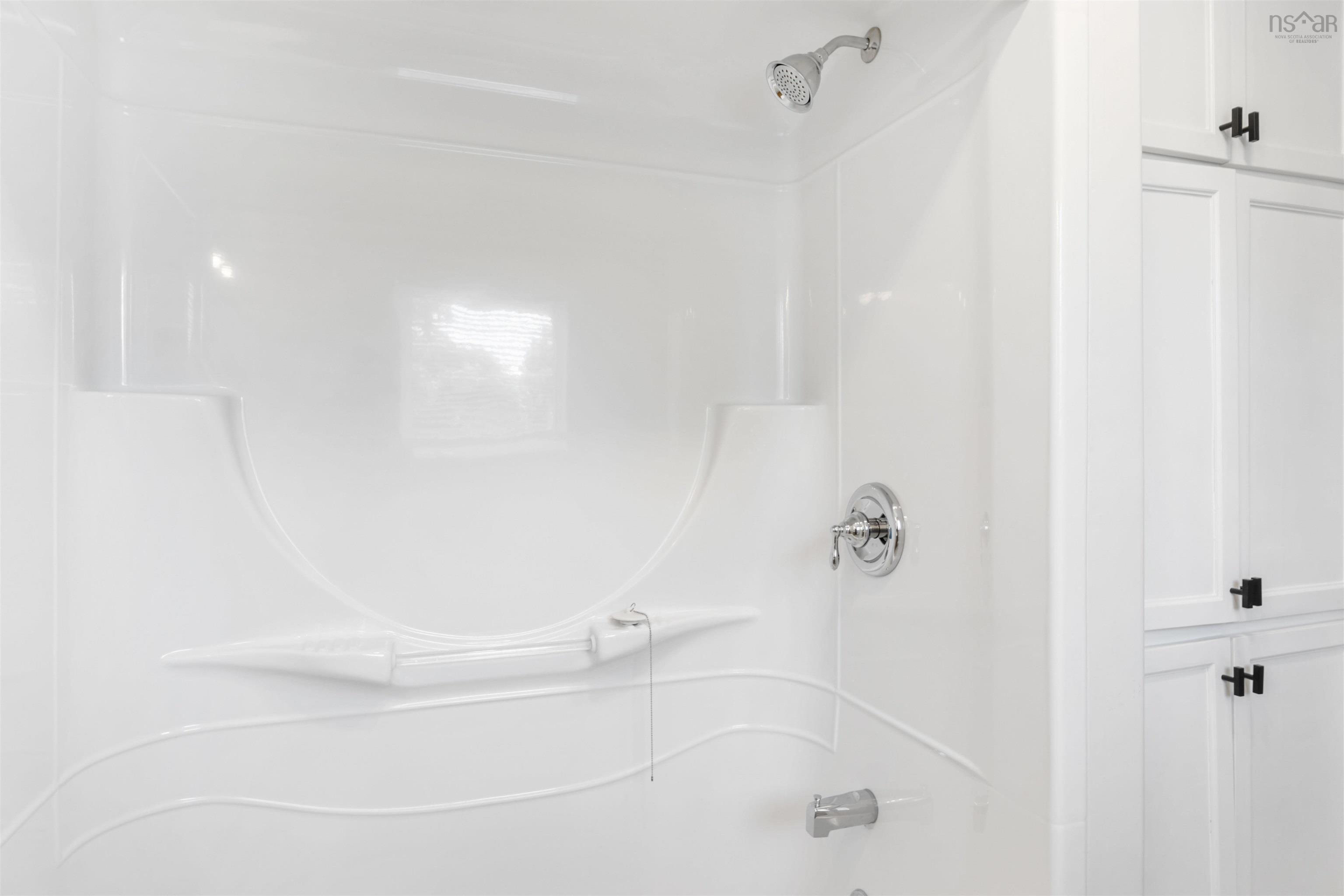 $299,900.00: 13 Centre Street, Middleton