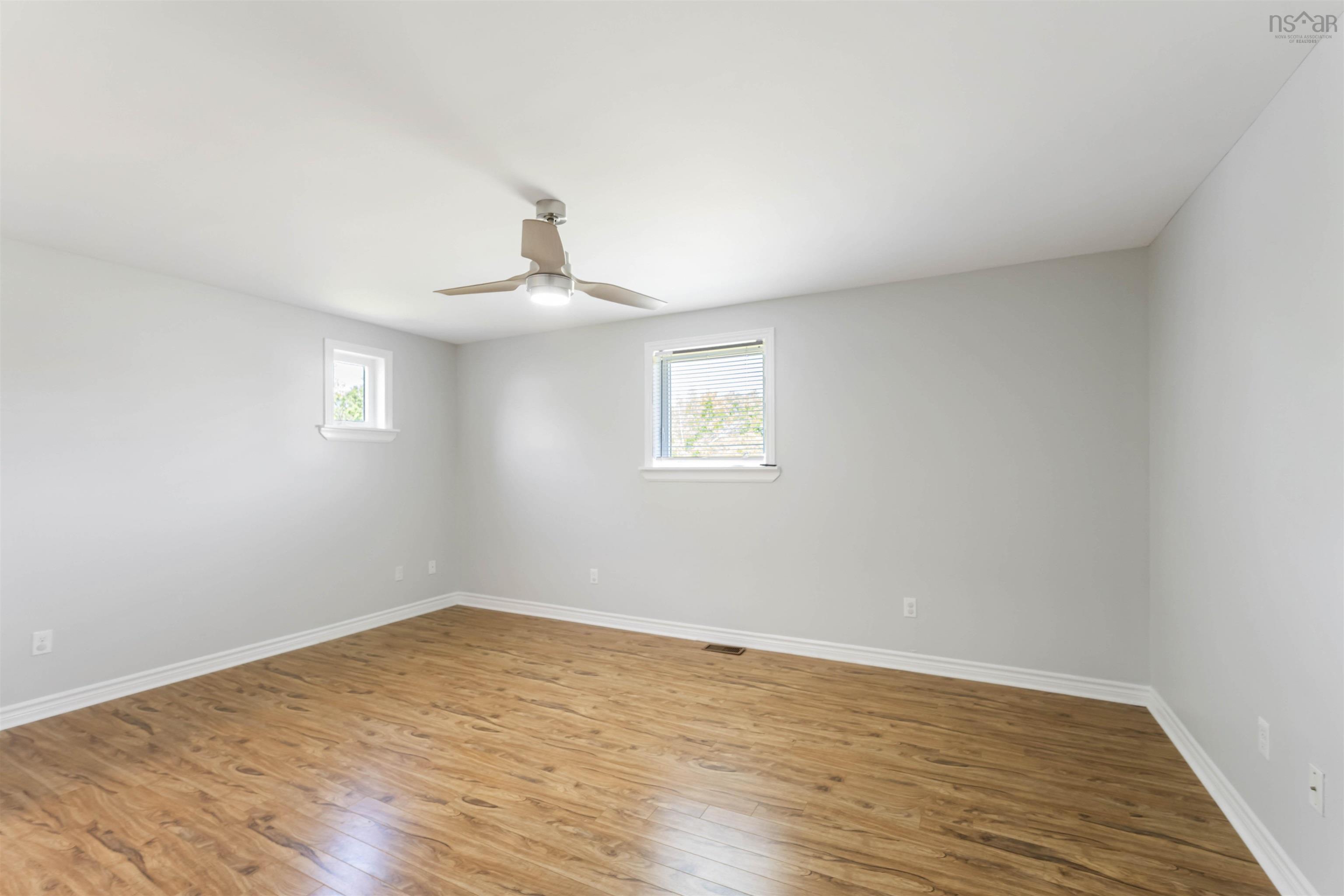 $299,900.00: 13 Centre Street, Middleton