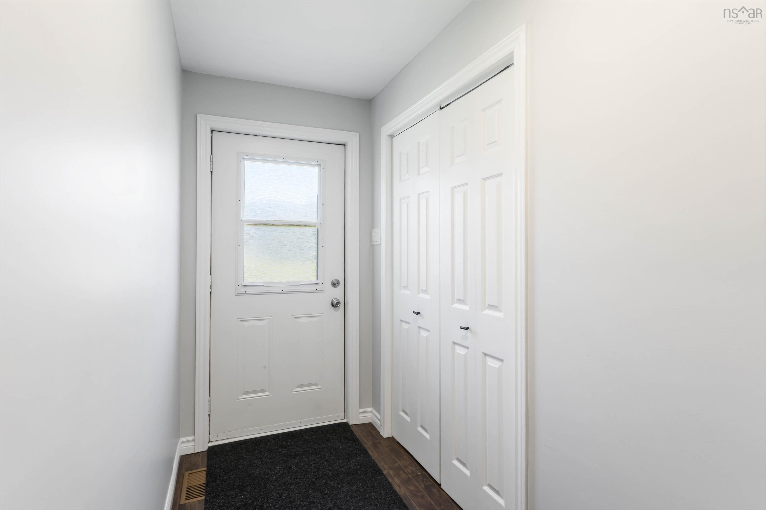 $299,900.00: 13 Centre Street, Middleton