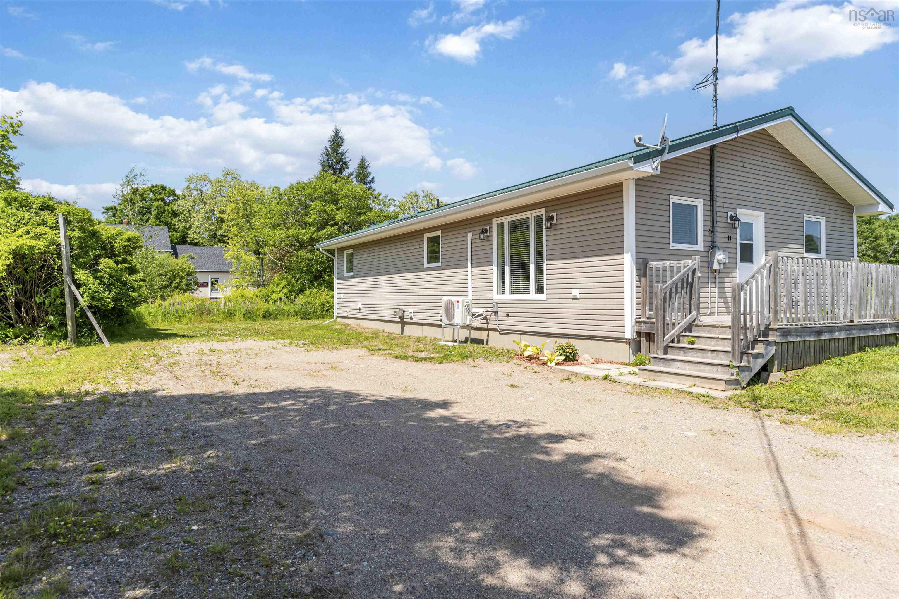 $299,900.00: 13 Centre Street, Middleton