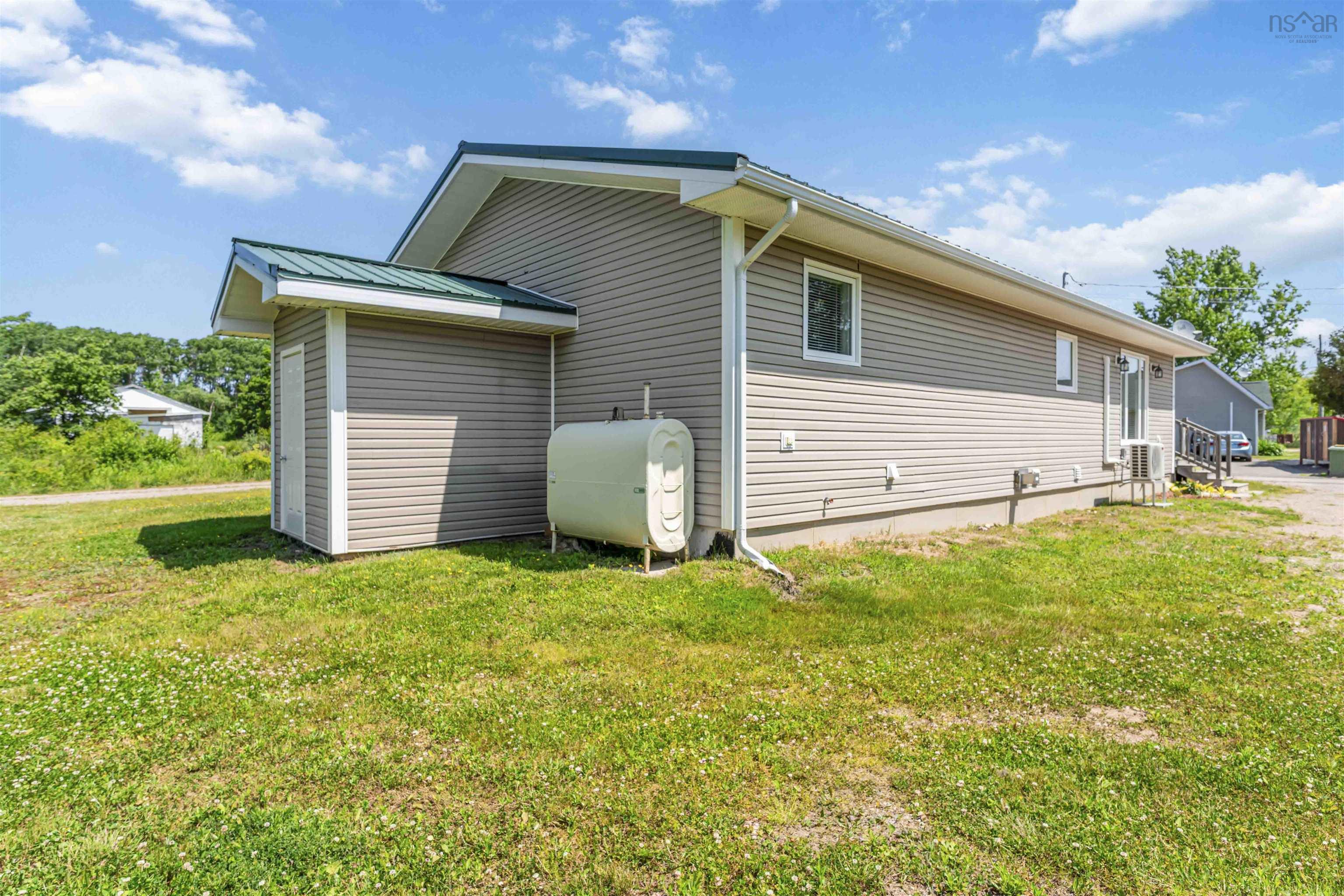 $299,900.00: 13 Centre Street, Middleton