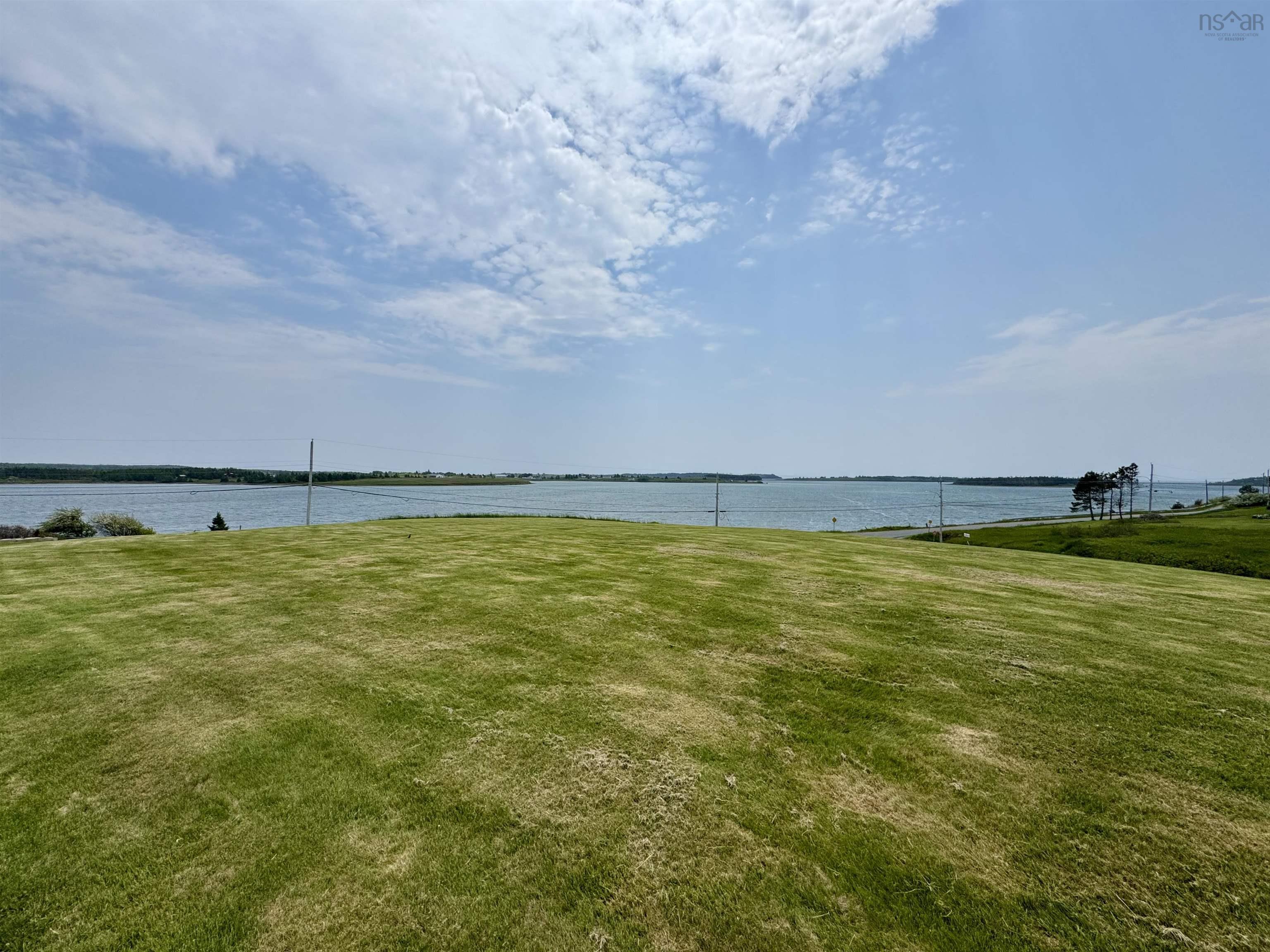 $219,000.00: 22 Janvrin Harbour Road, St. Marys