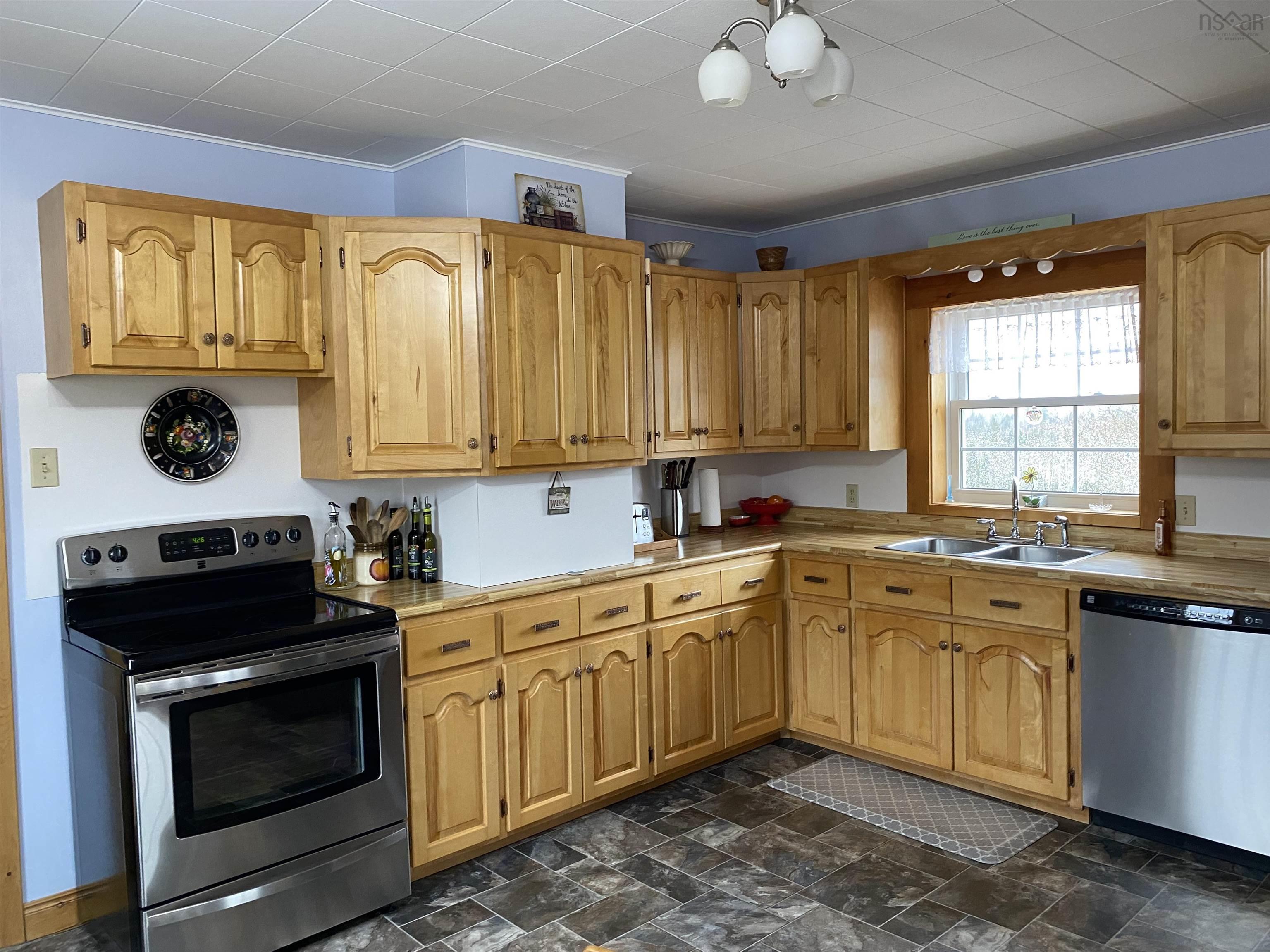 $549,000.00: 252 Glengarry Road, Hopewell