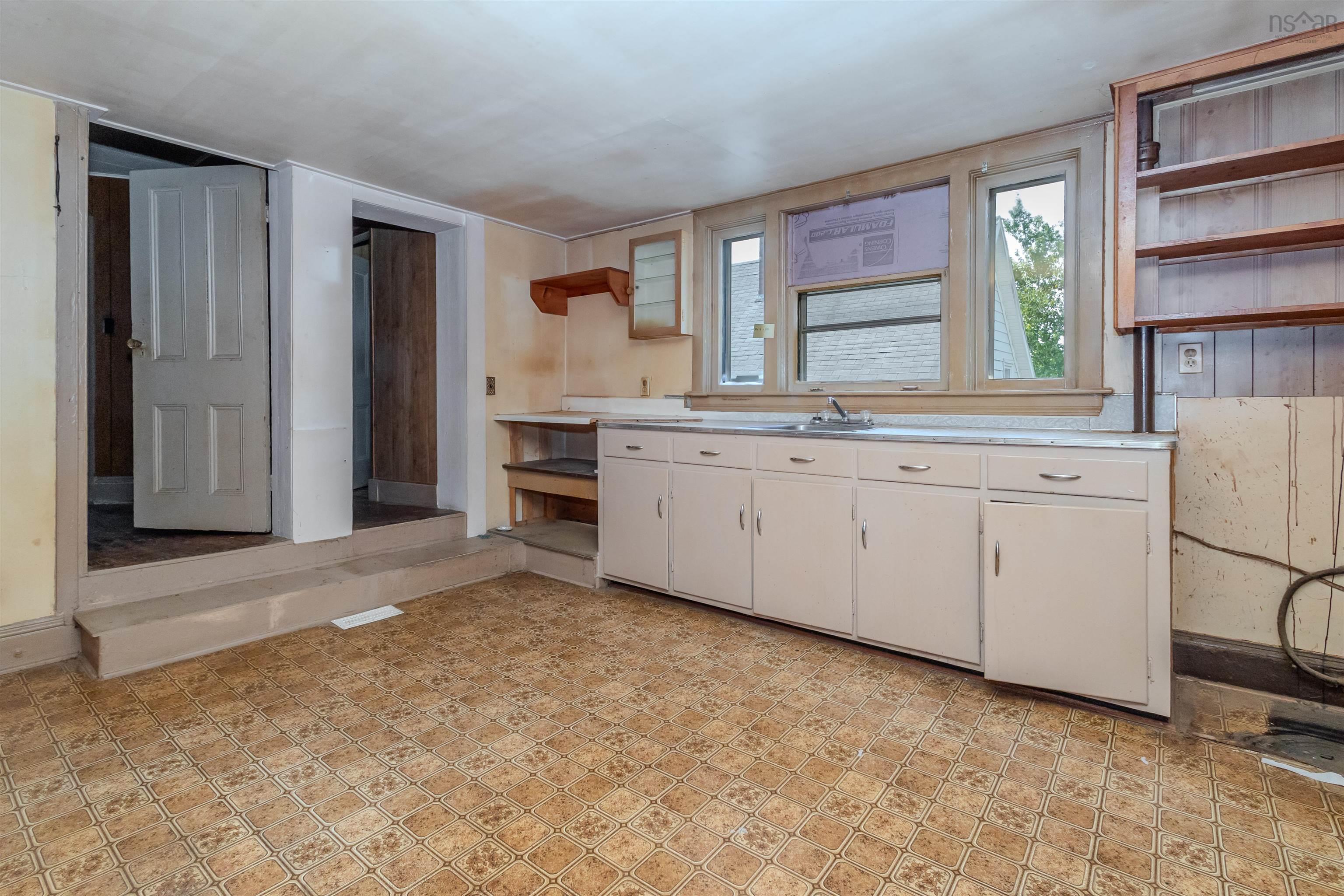 $159,900.00: 391 Townsend Street, Sydney