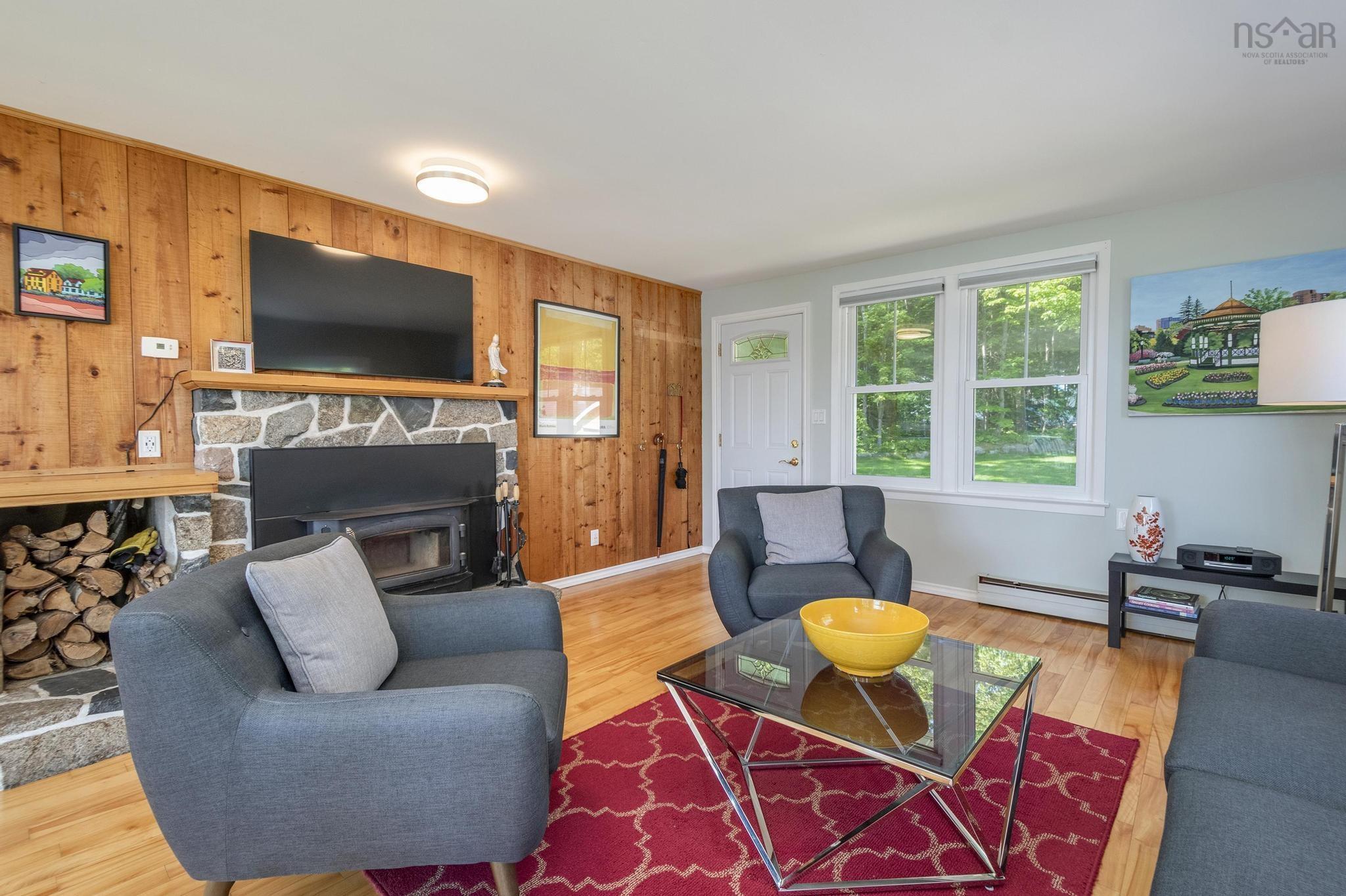 $664,900.00: 1435 Highway 329, Mill Cove