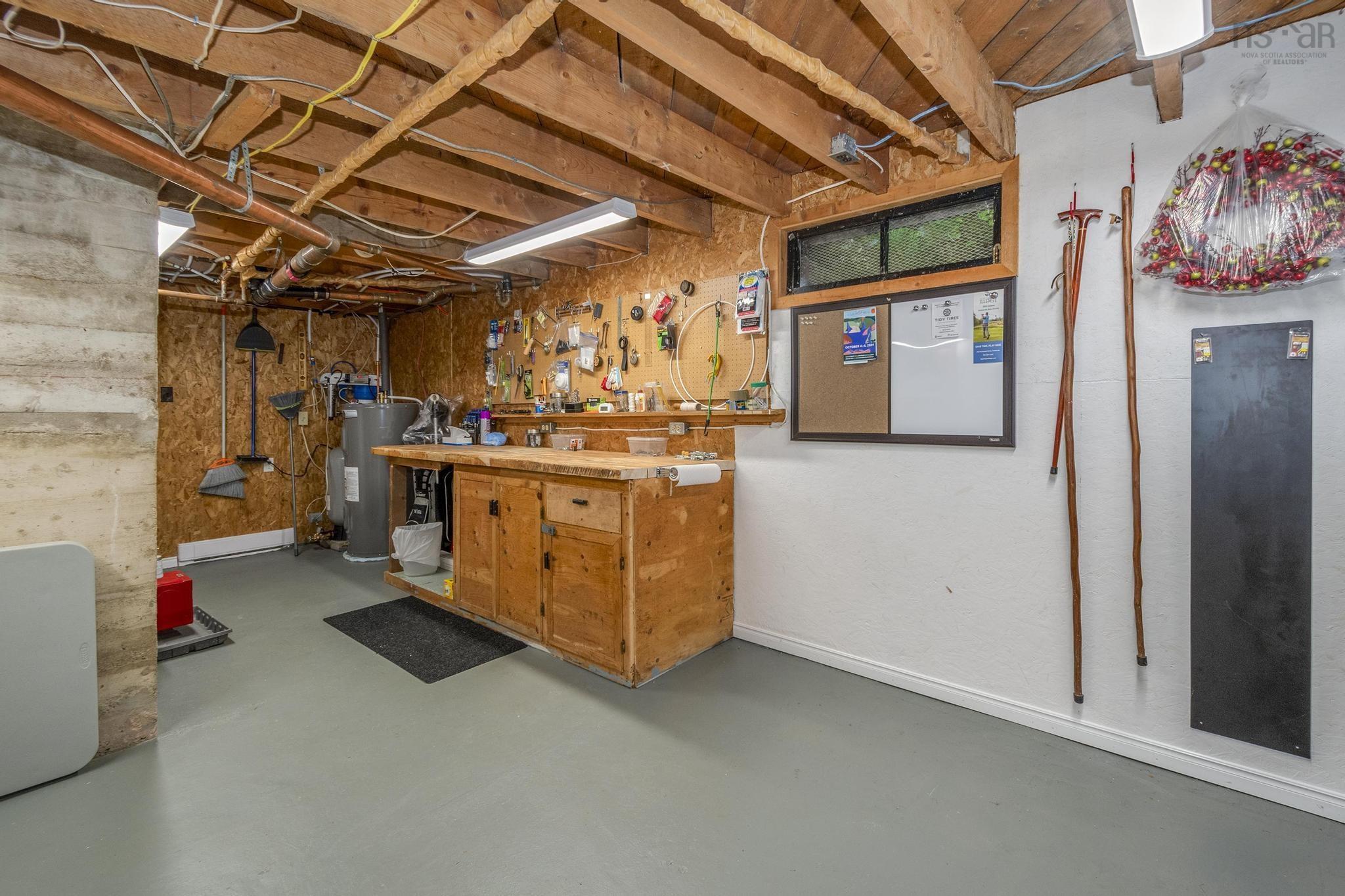 $664,900.00: 1435 Highway 329, Mill Cove
