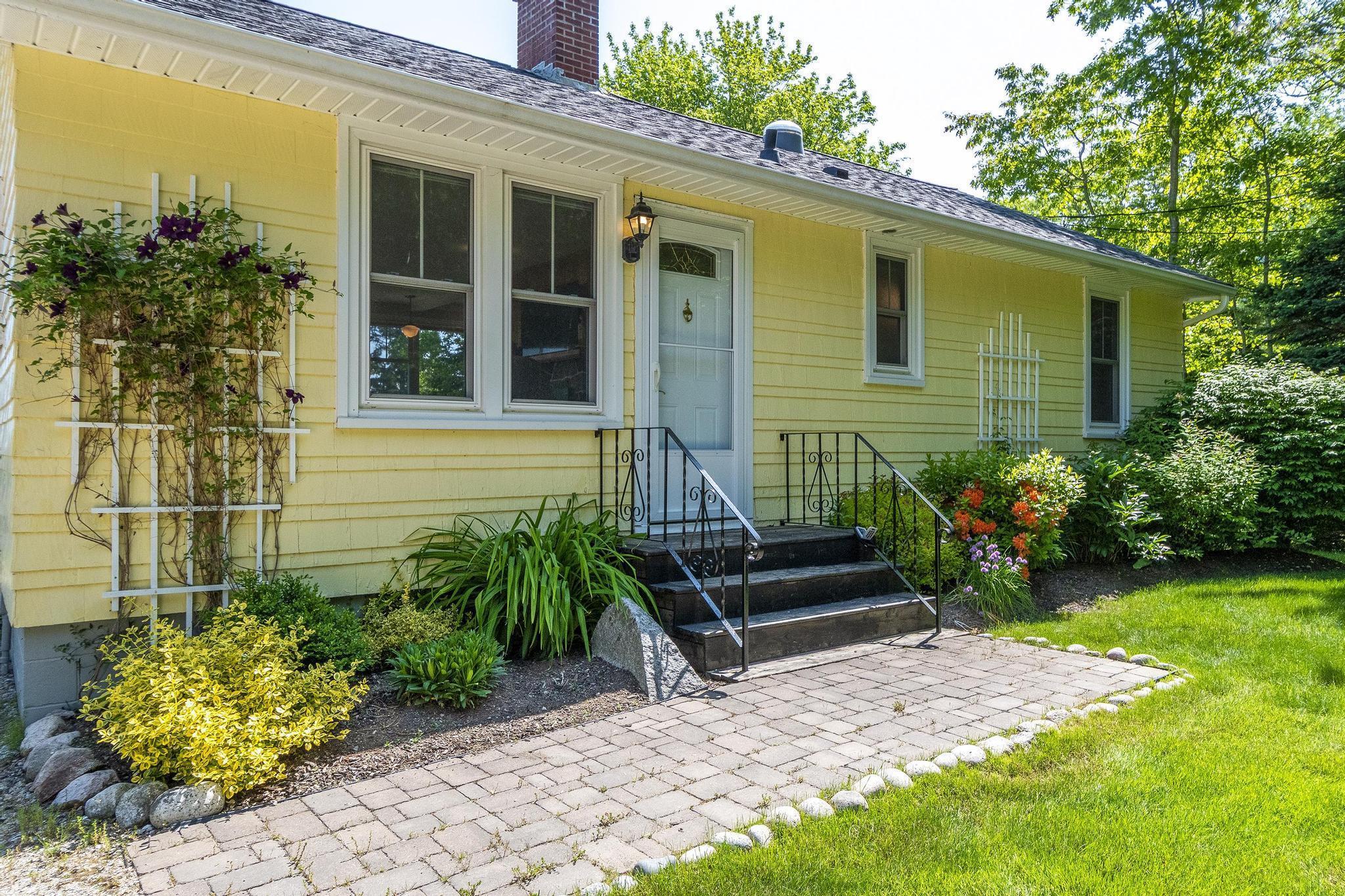 $664,900.00: 1435 Highway 329, Mill Cove