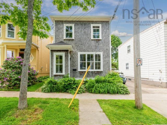 $890,000.00: 6139/6141 Linden Street, Halifax