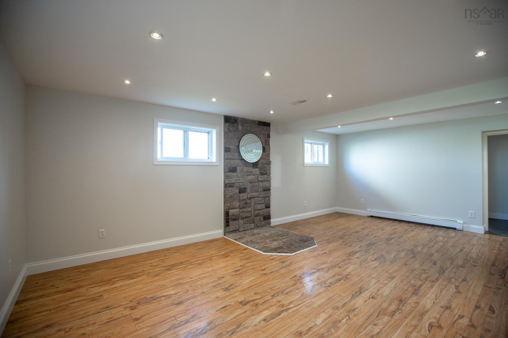 $499,900.00: 334 Caldwell Road, Dartmouth