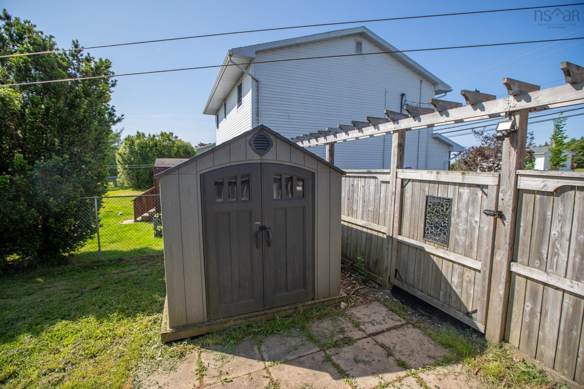 $499,900.00: 334 Caldwell Road, Dartmouth