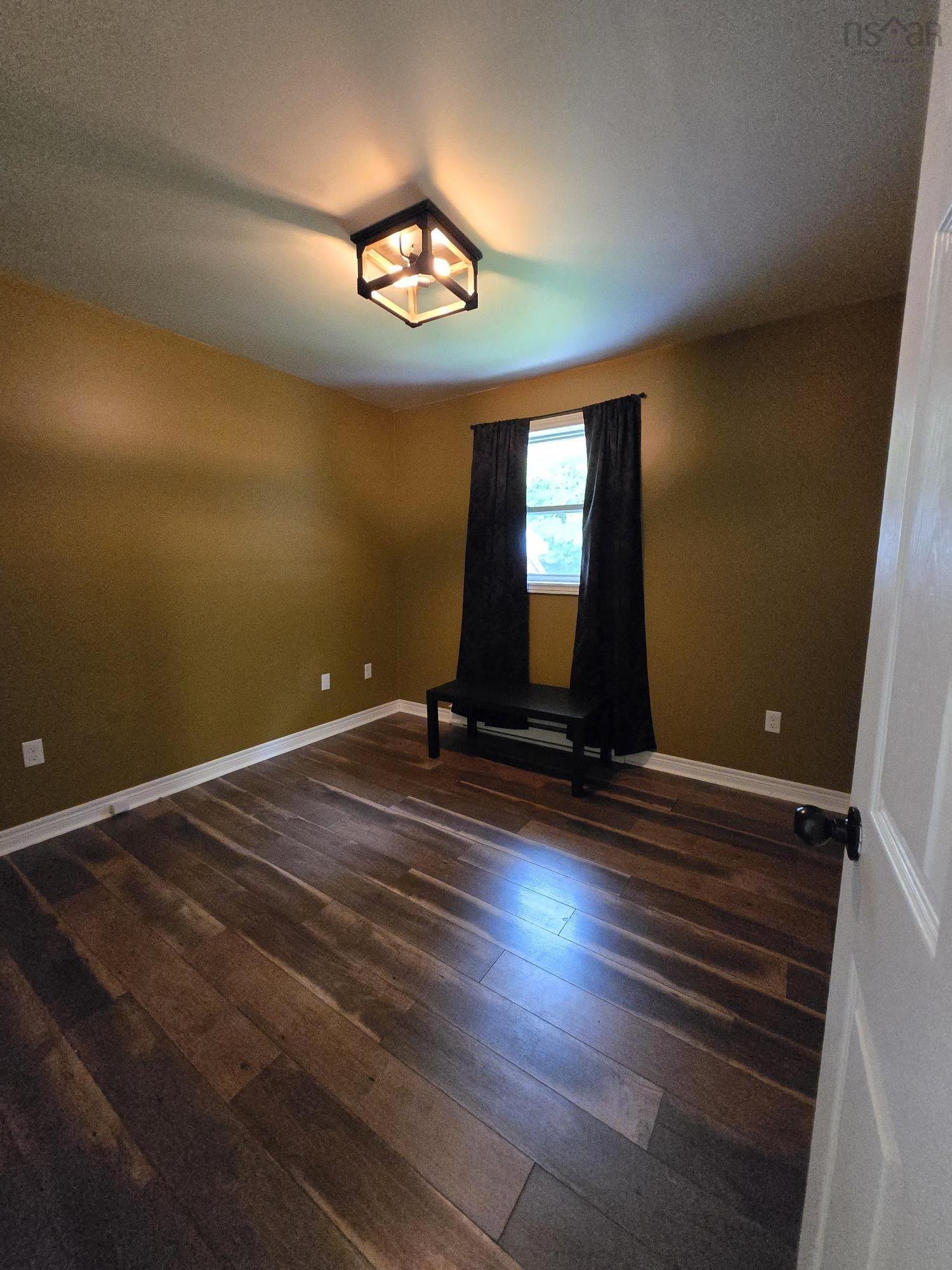 $399,900.00: 8500 Sherbrooke Road, Mcphersons Mills