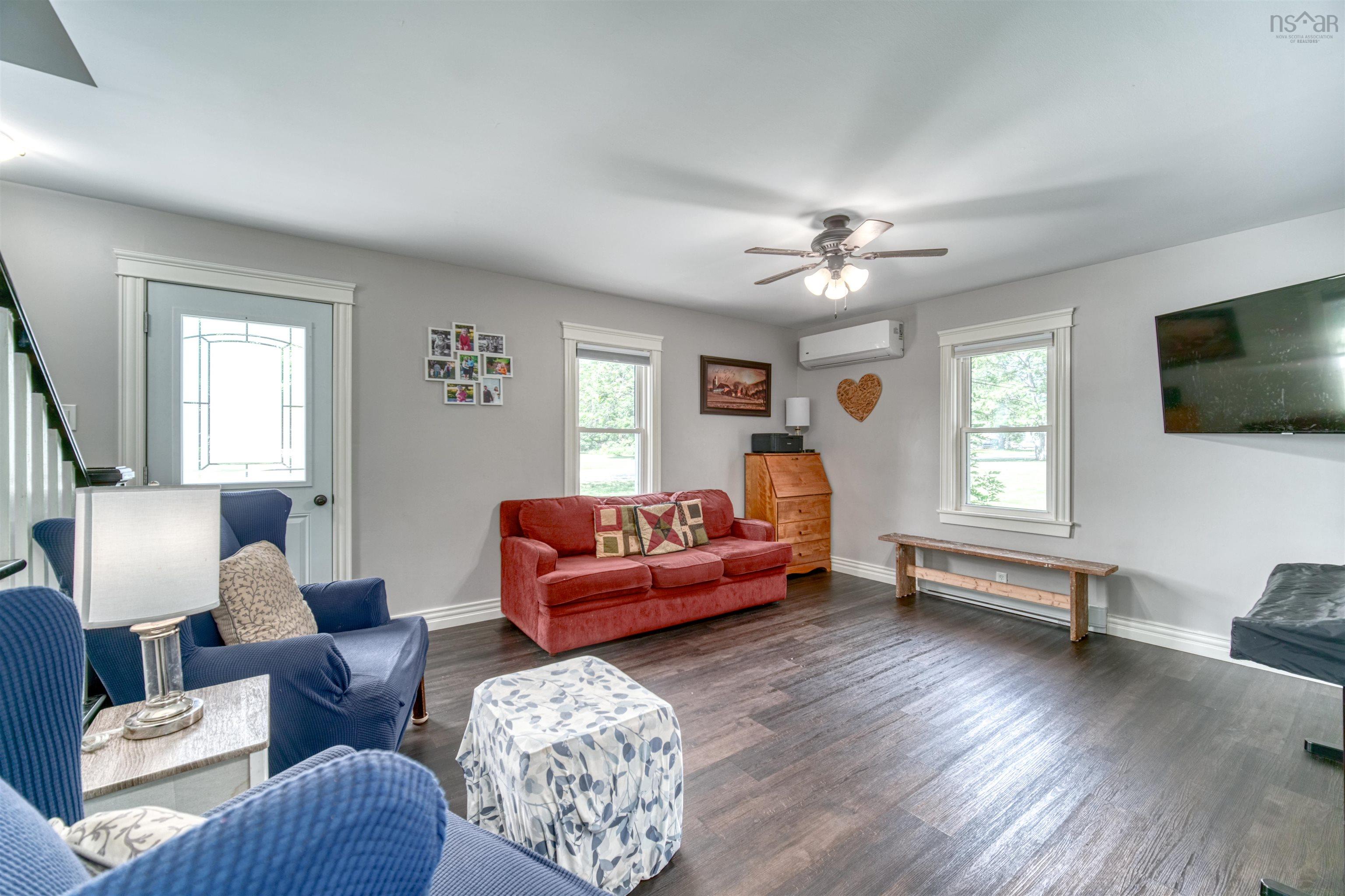 $372,500.00: 242 Dodge Road, Wilmot