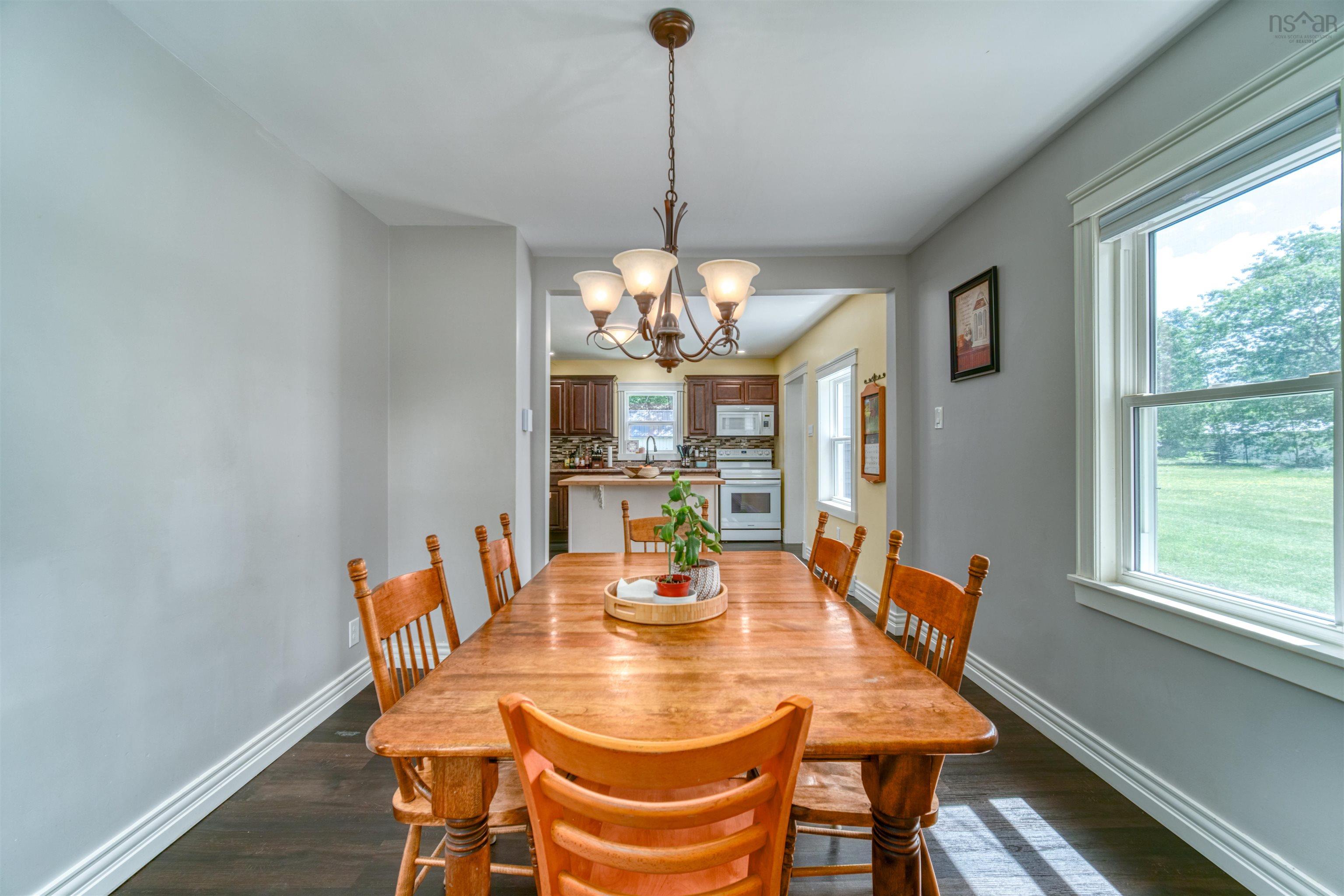 $372,500.00: 242 Dodge Road, Wilmot