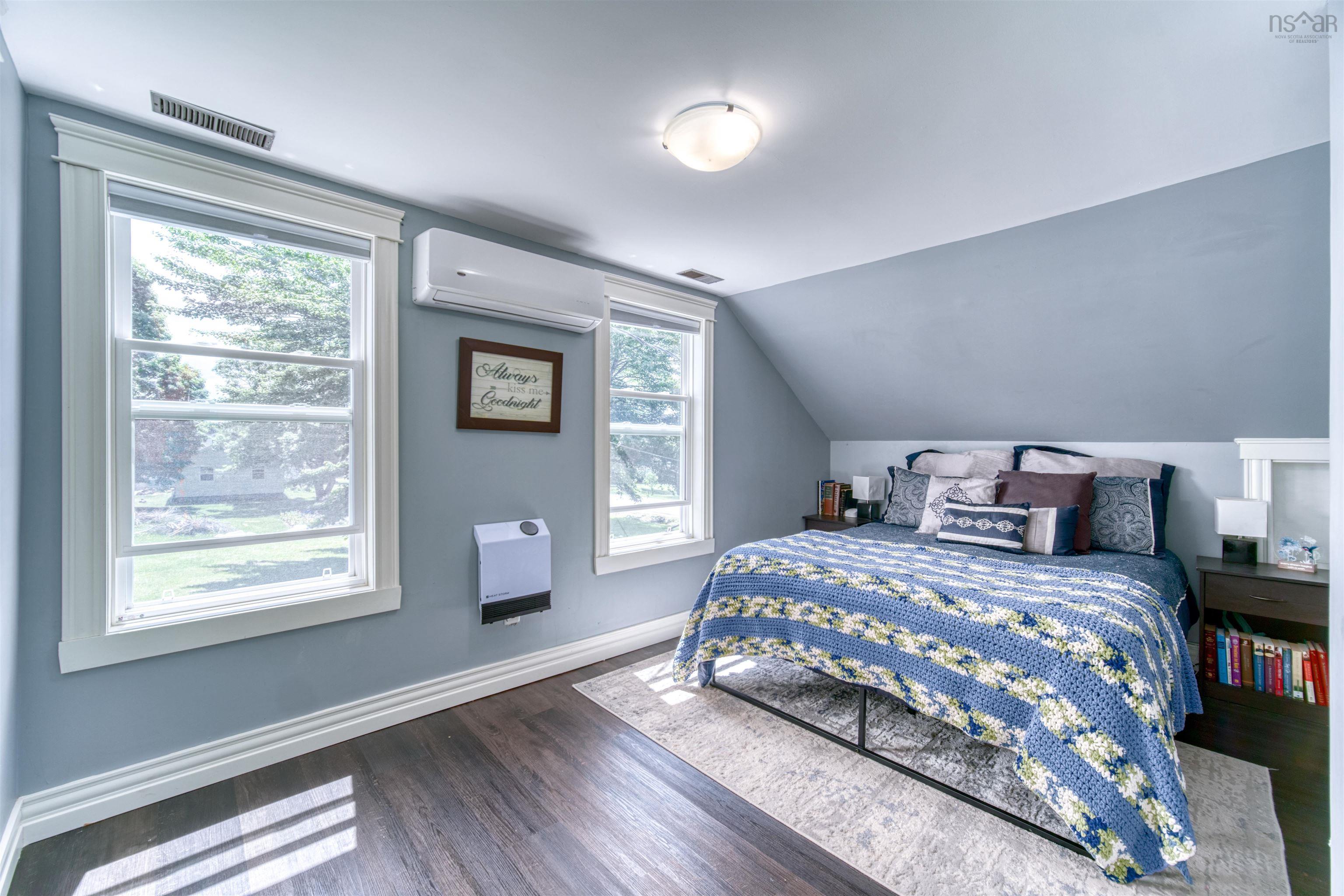 $372,500.00: 242 Dodge Road, Wilmot