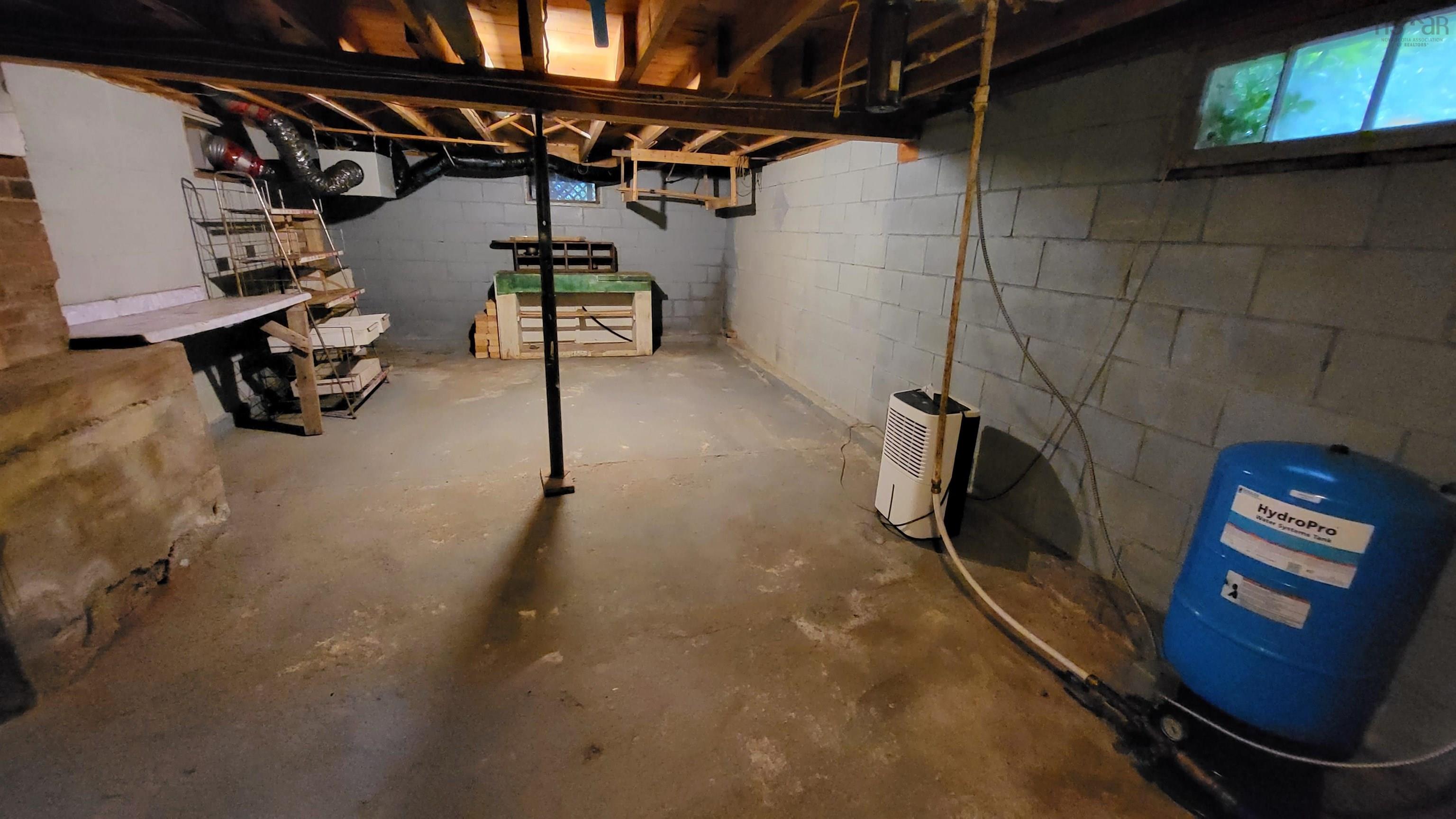 $319,900.00: 256 Dodge Road, Wilmot