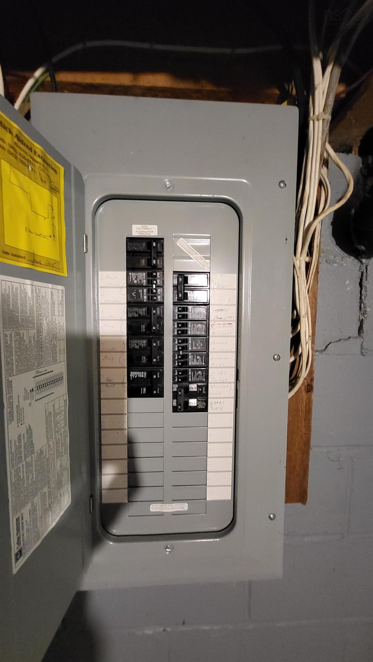 $319,900.00: 256 Dodge Road, Wilmot