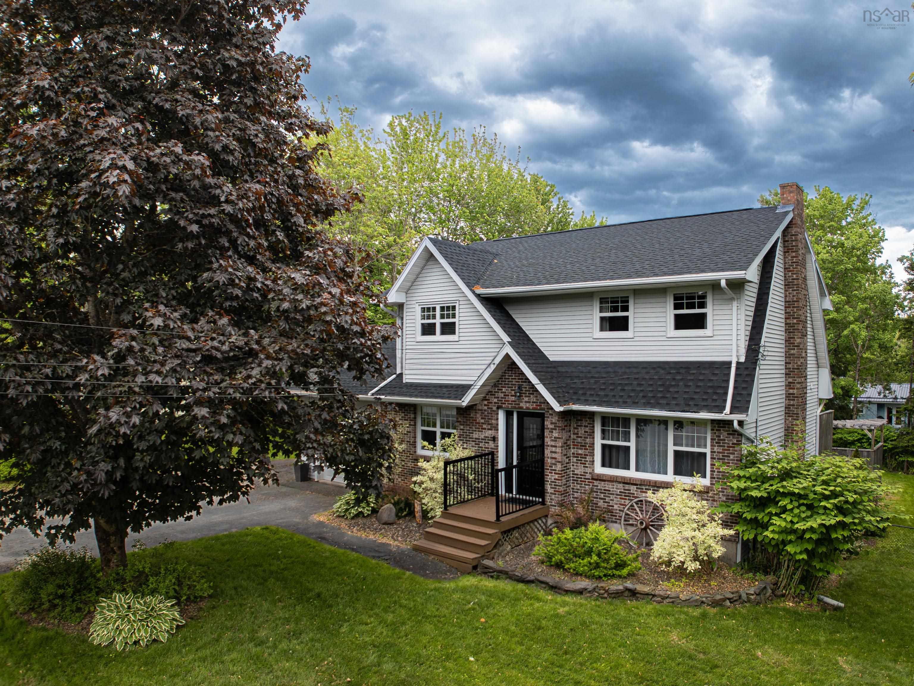 $549,900.00: 31 Poplar Drive, Lantz