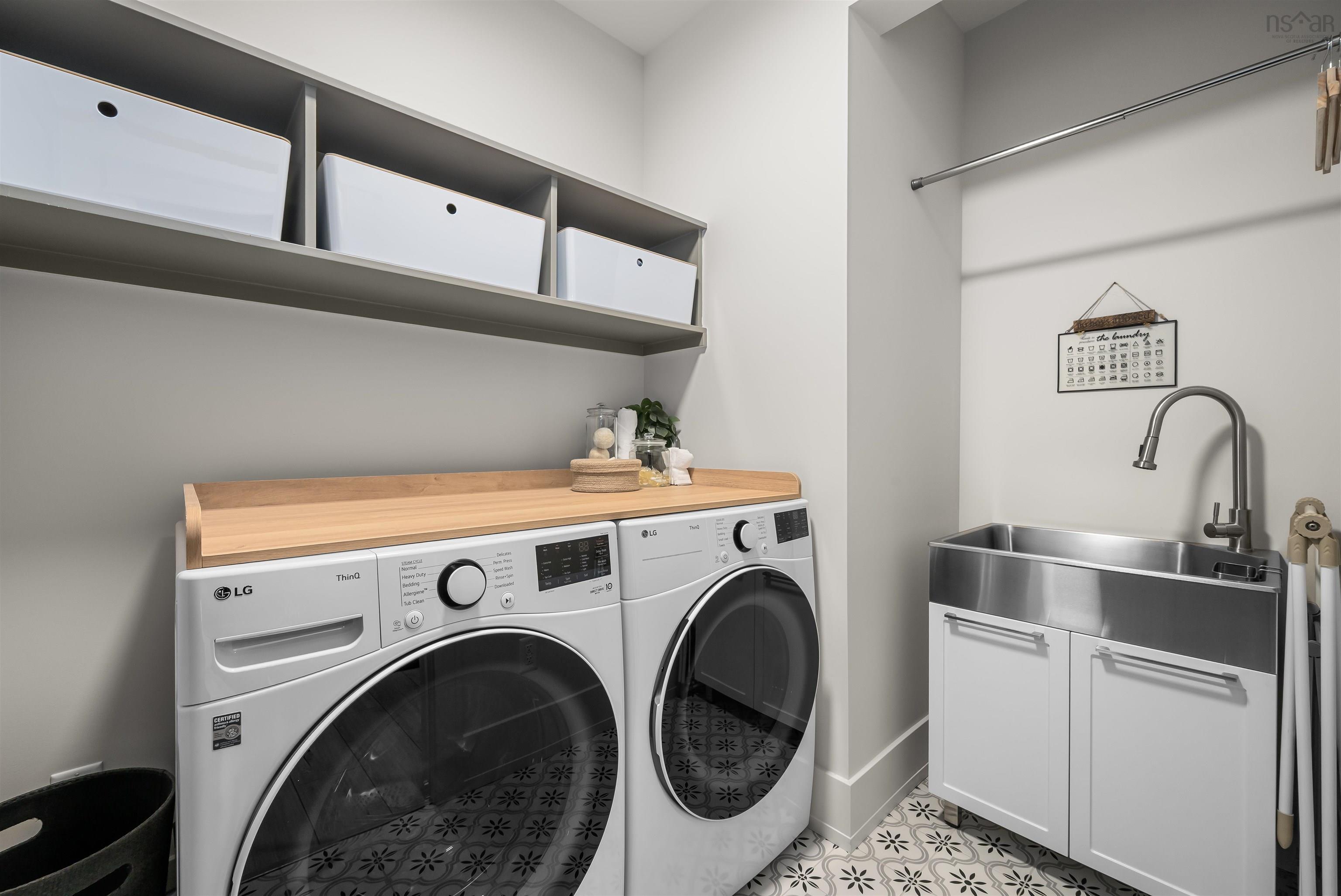 $1,058,000.00: 40 Wintergreen Lane, Grand Lake