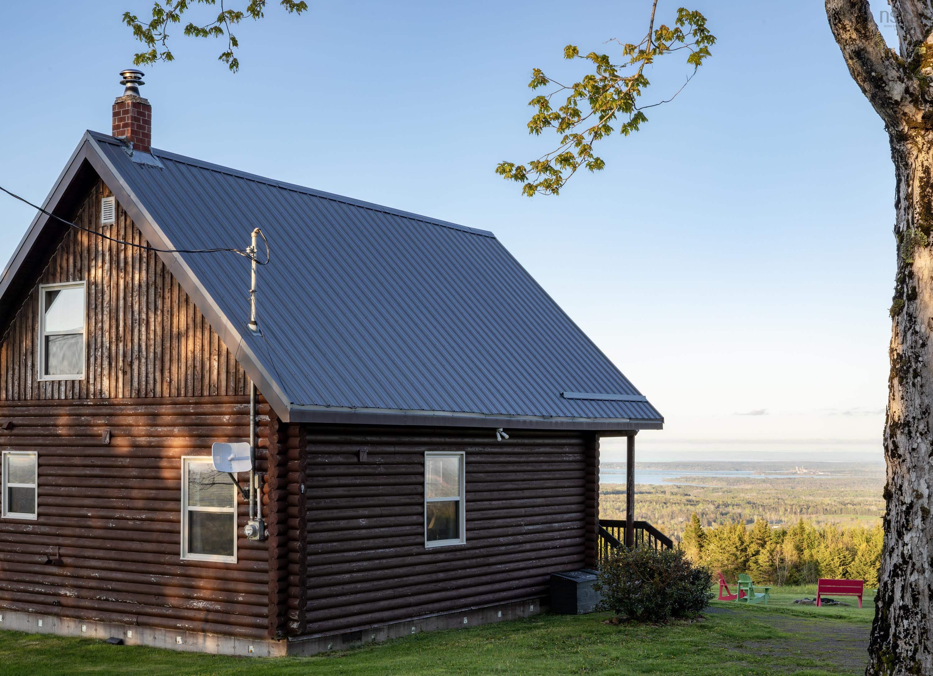 $2,590,000.00: 310 Fitzpatrick Mountain Road, Pictou