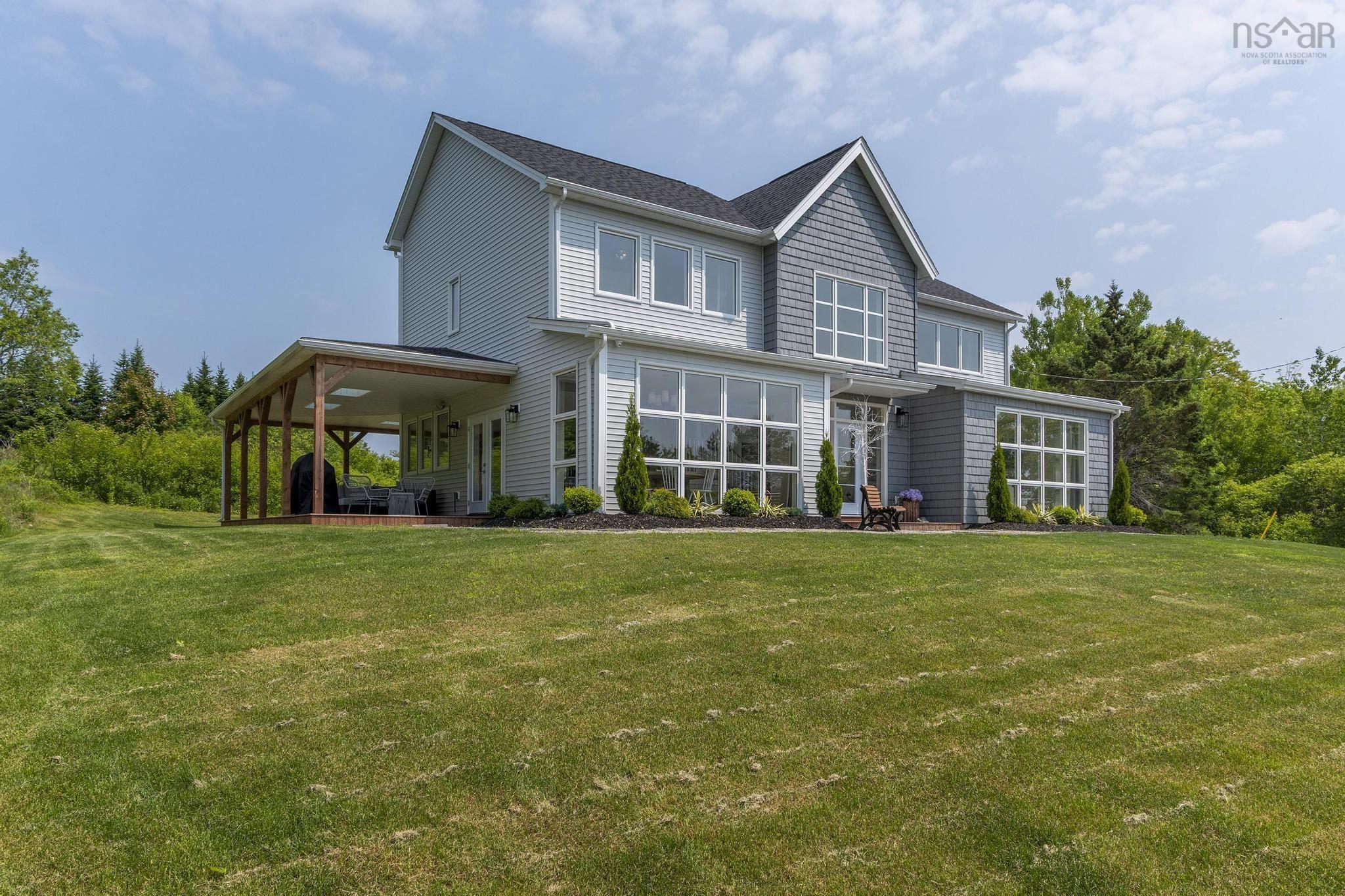 $995,000.00: 6 Brightside Lane, Chester Basin