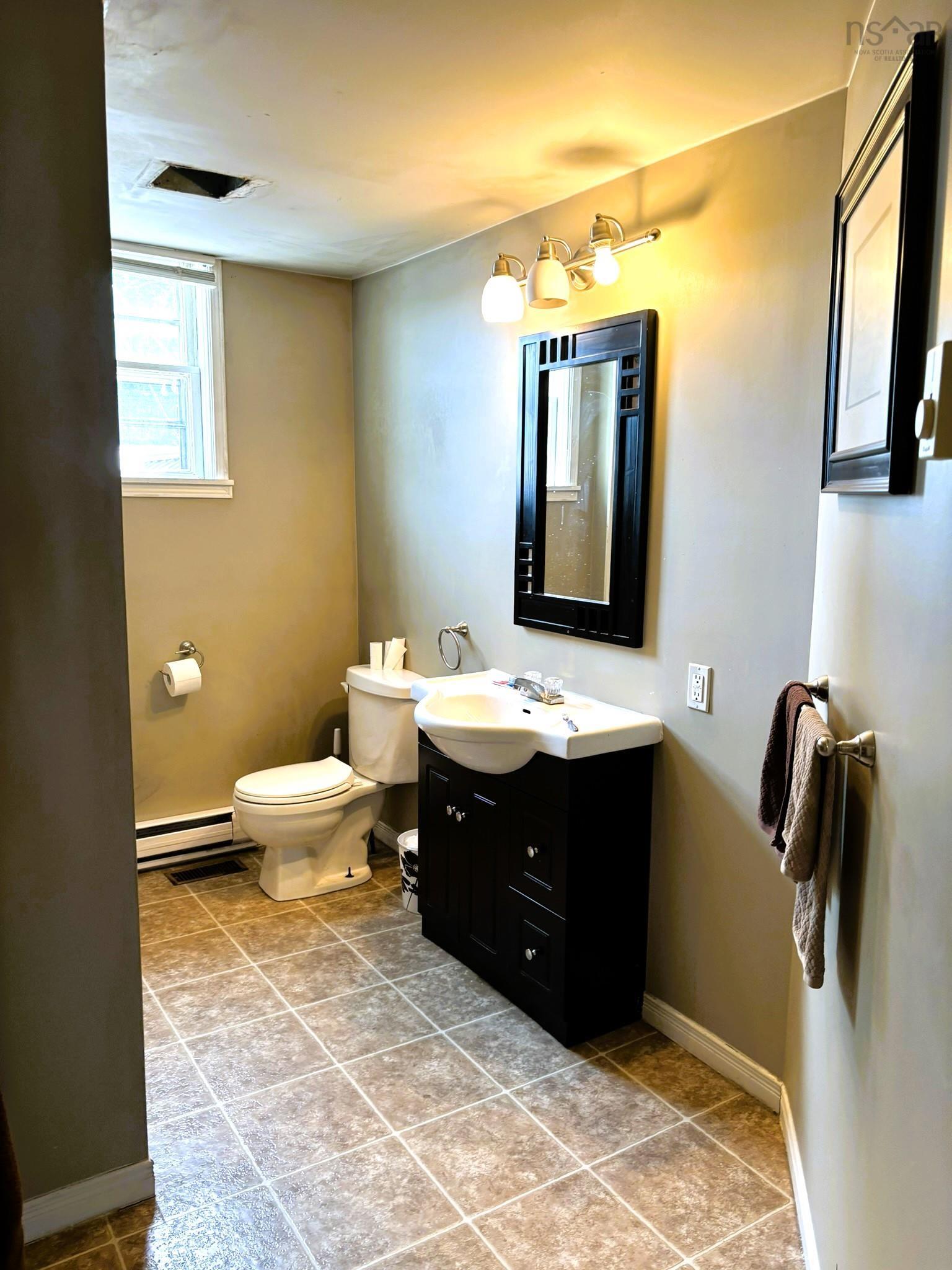 $339,900.00: 44 Church Street, Parrsboro