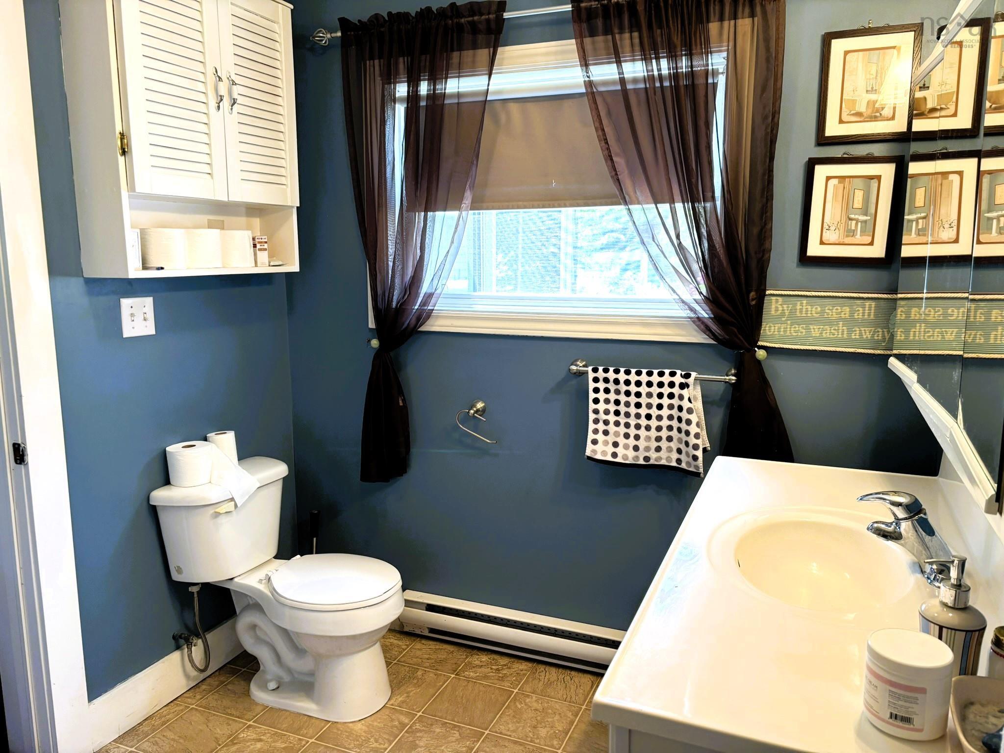 $339,900.00: 44 Church Street, Parrsboro