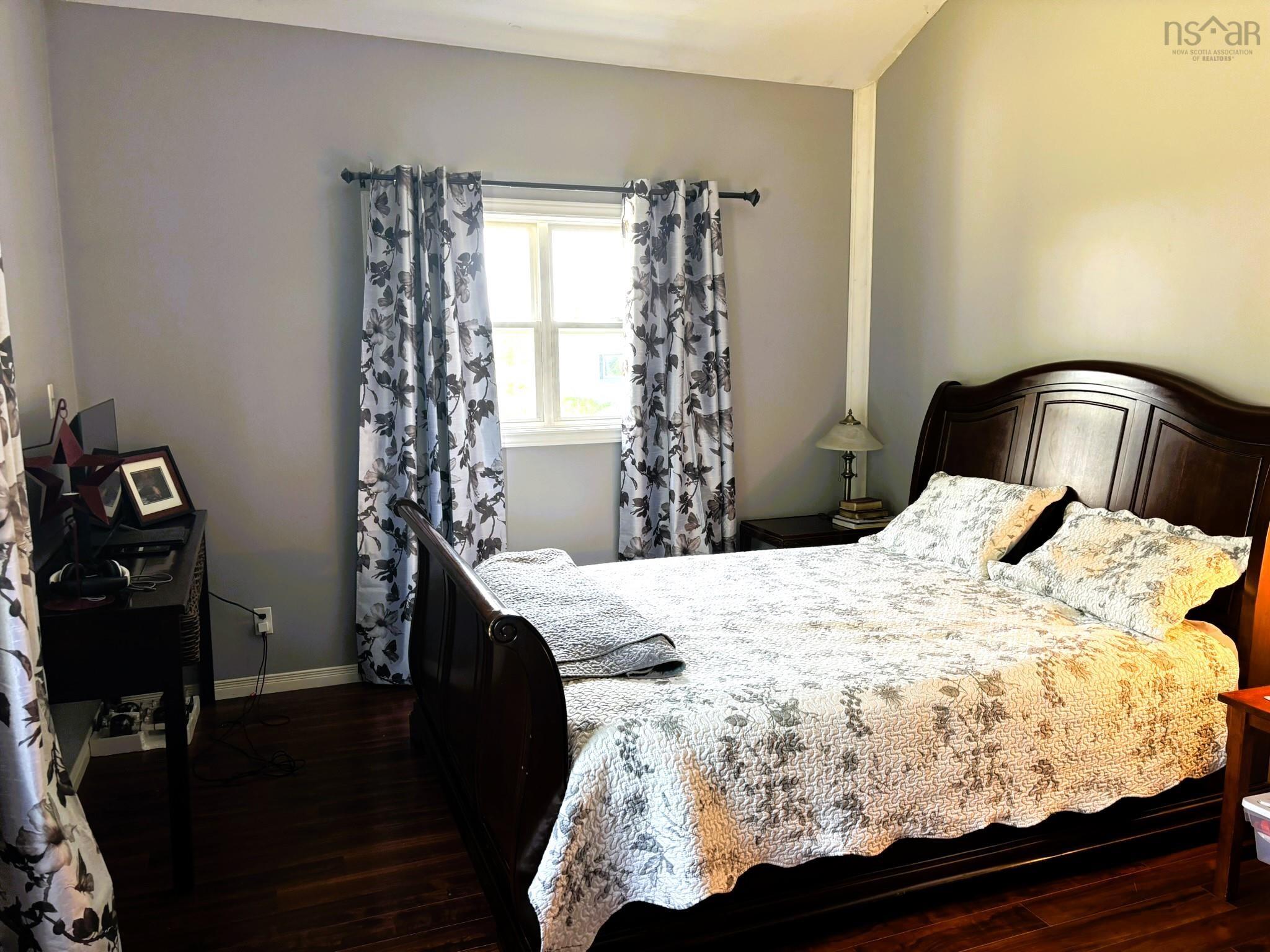 $339,900.00: 44 Church Street, Parrsboro