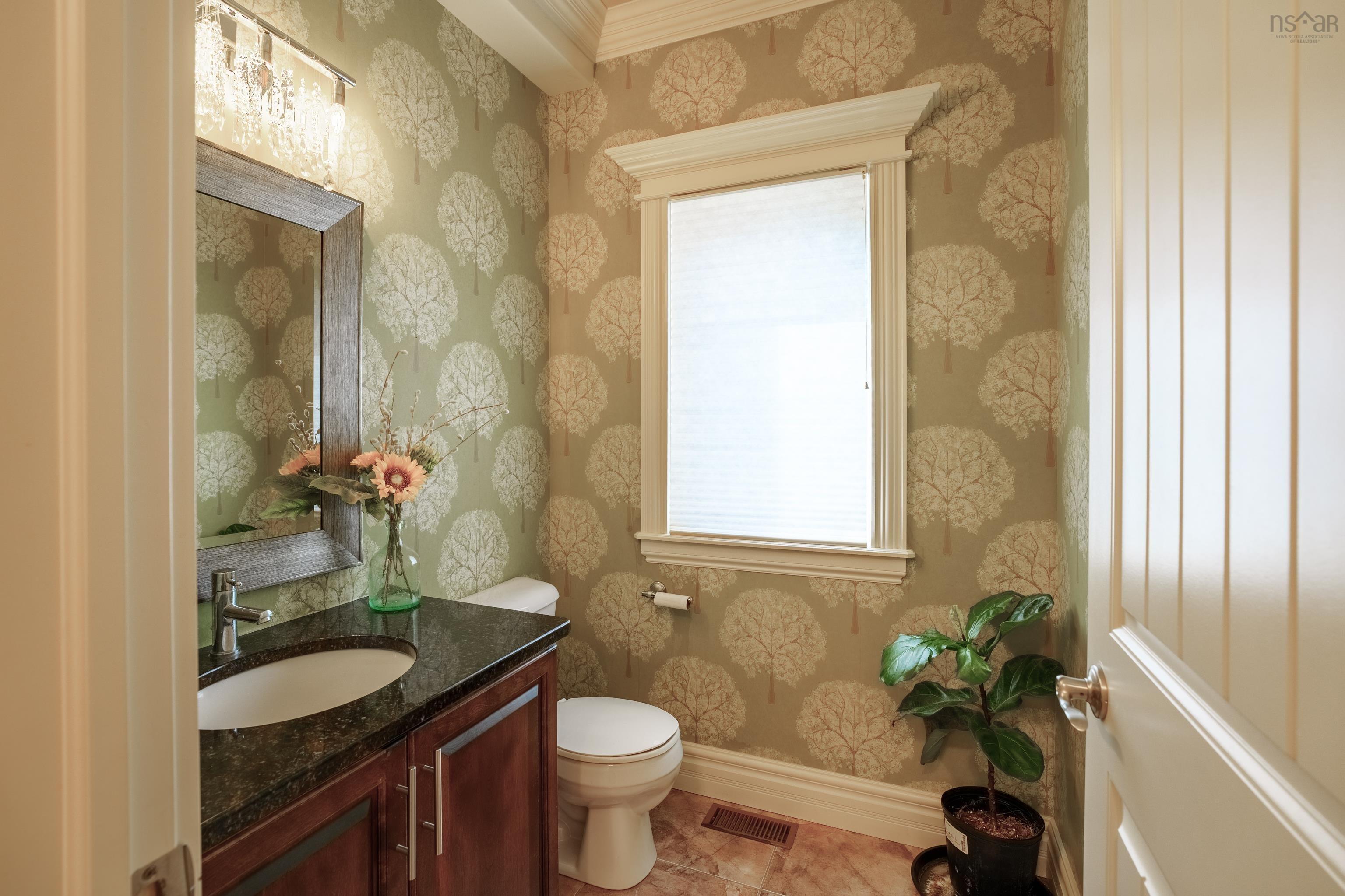 $1,299,900.00: 6 Worthington Place, Bedford