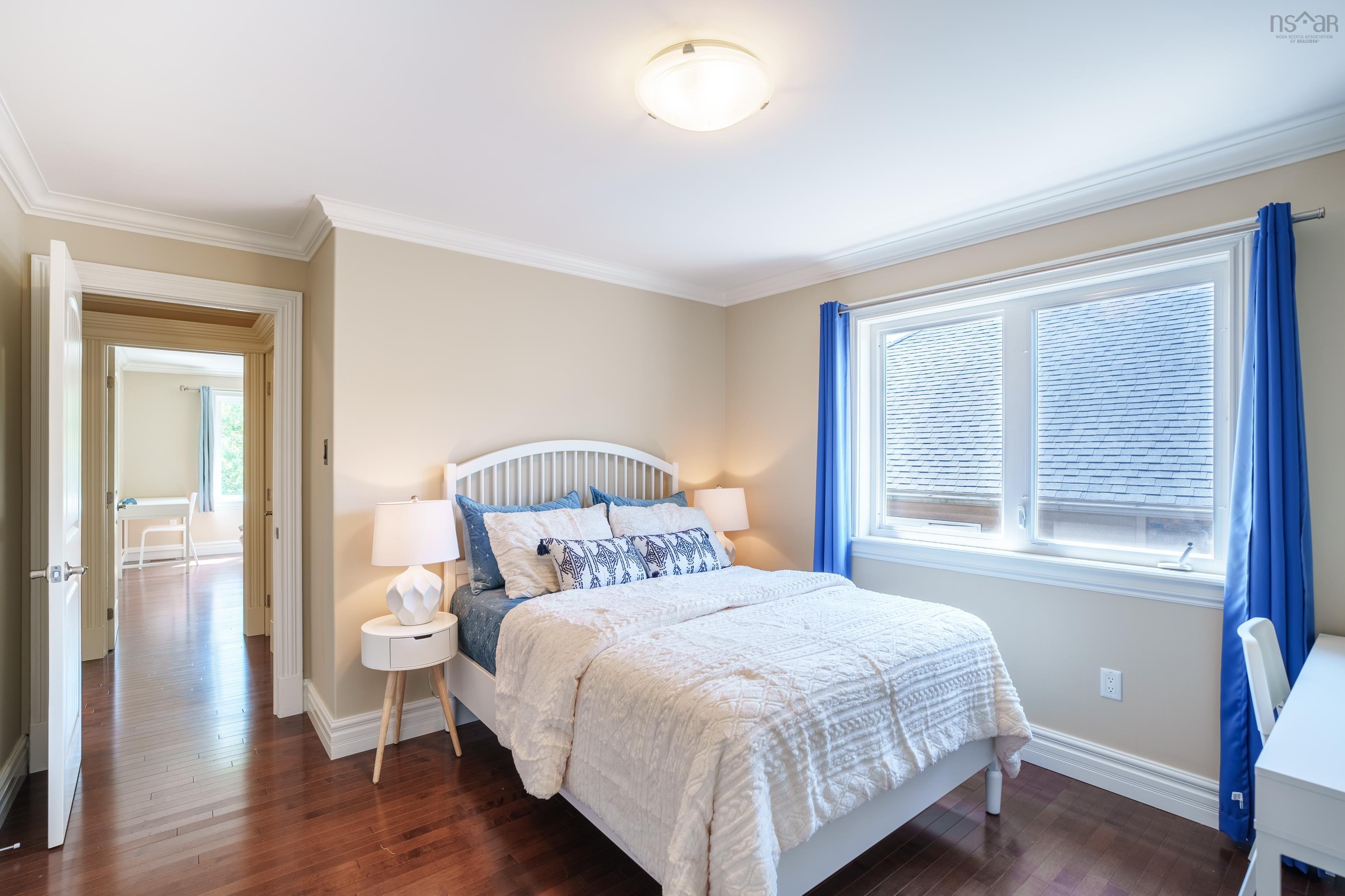 $1,299,900.00: 6 Worthington Place, Bedford