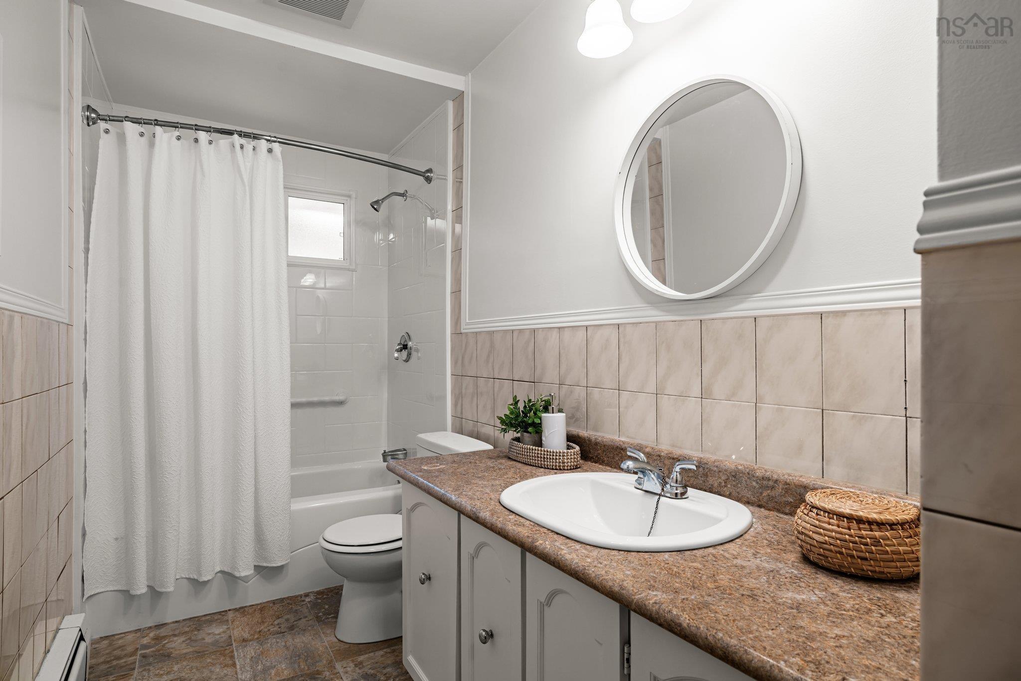 $634,900.00: 50 Redwood Avenue, Halifax