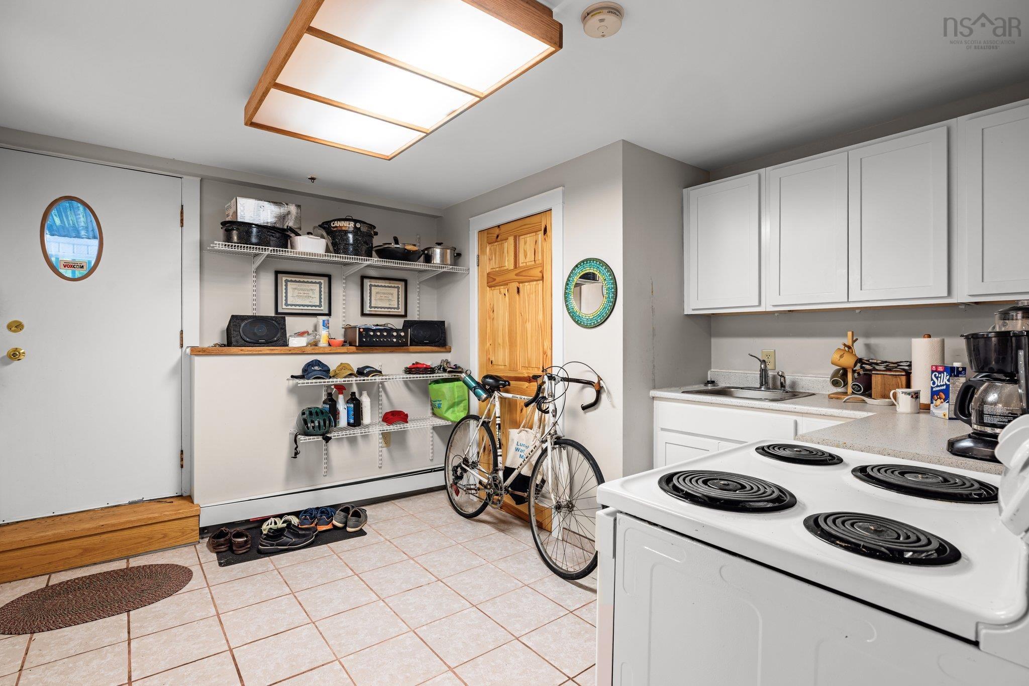 $634,900.00: 50 Redwood Avenue, Halifax