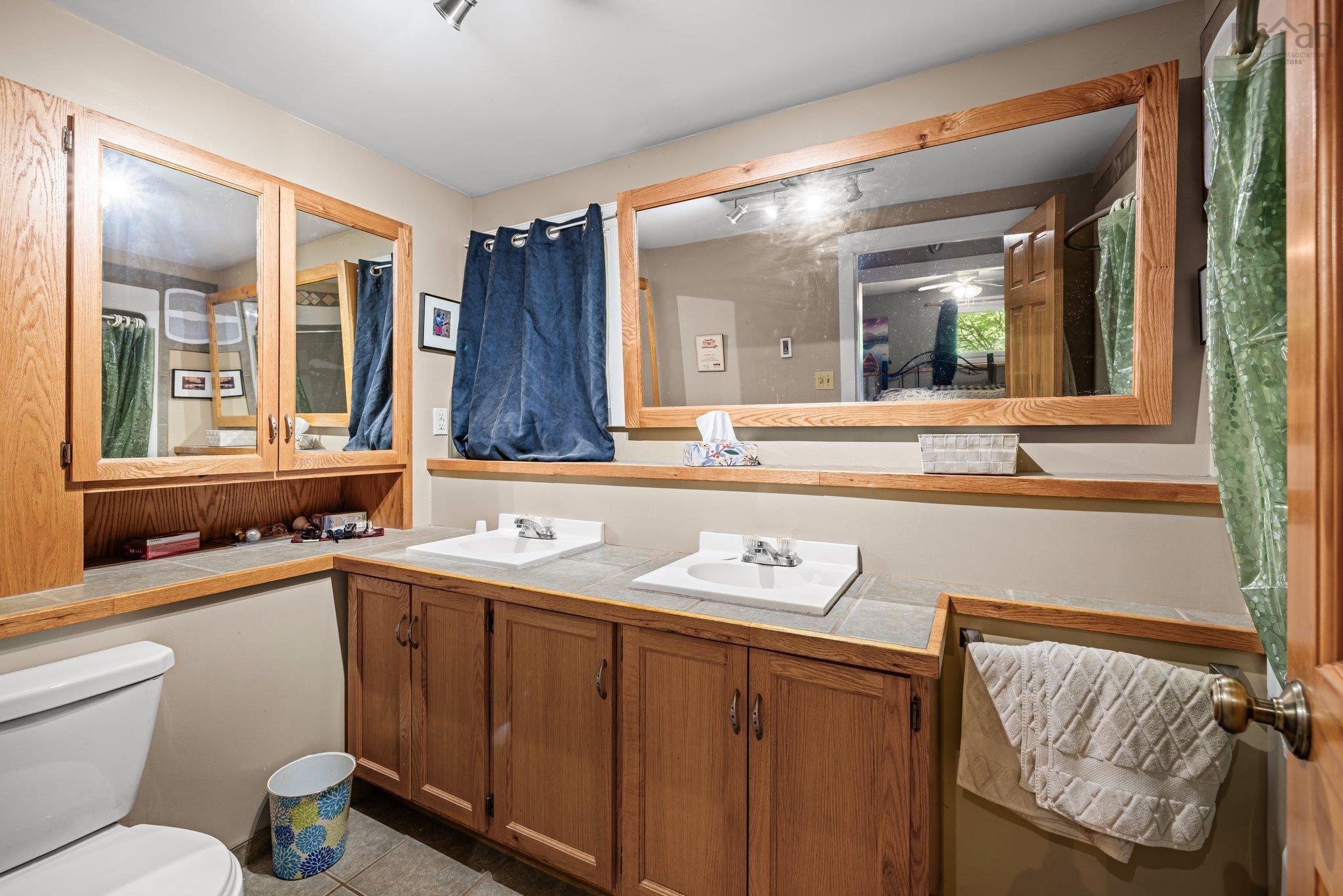 $634,900.00: 50 Redwood Avenue, Halifax