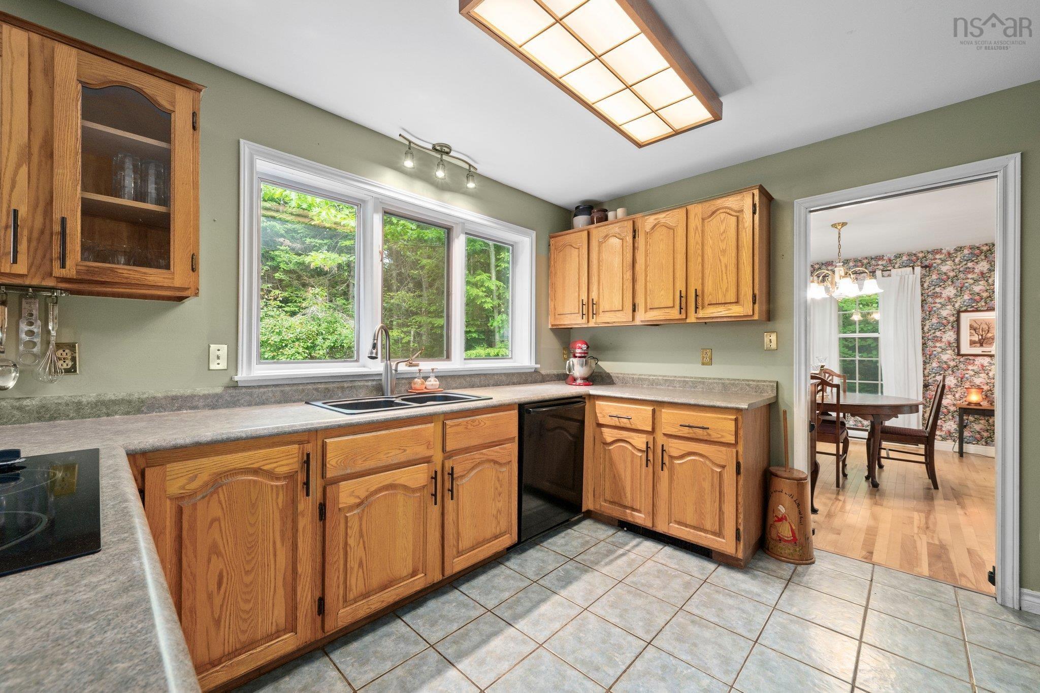 $650,000.00: 1 Cedarwood Court, Fall River